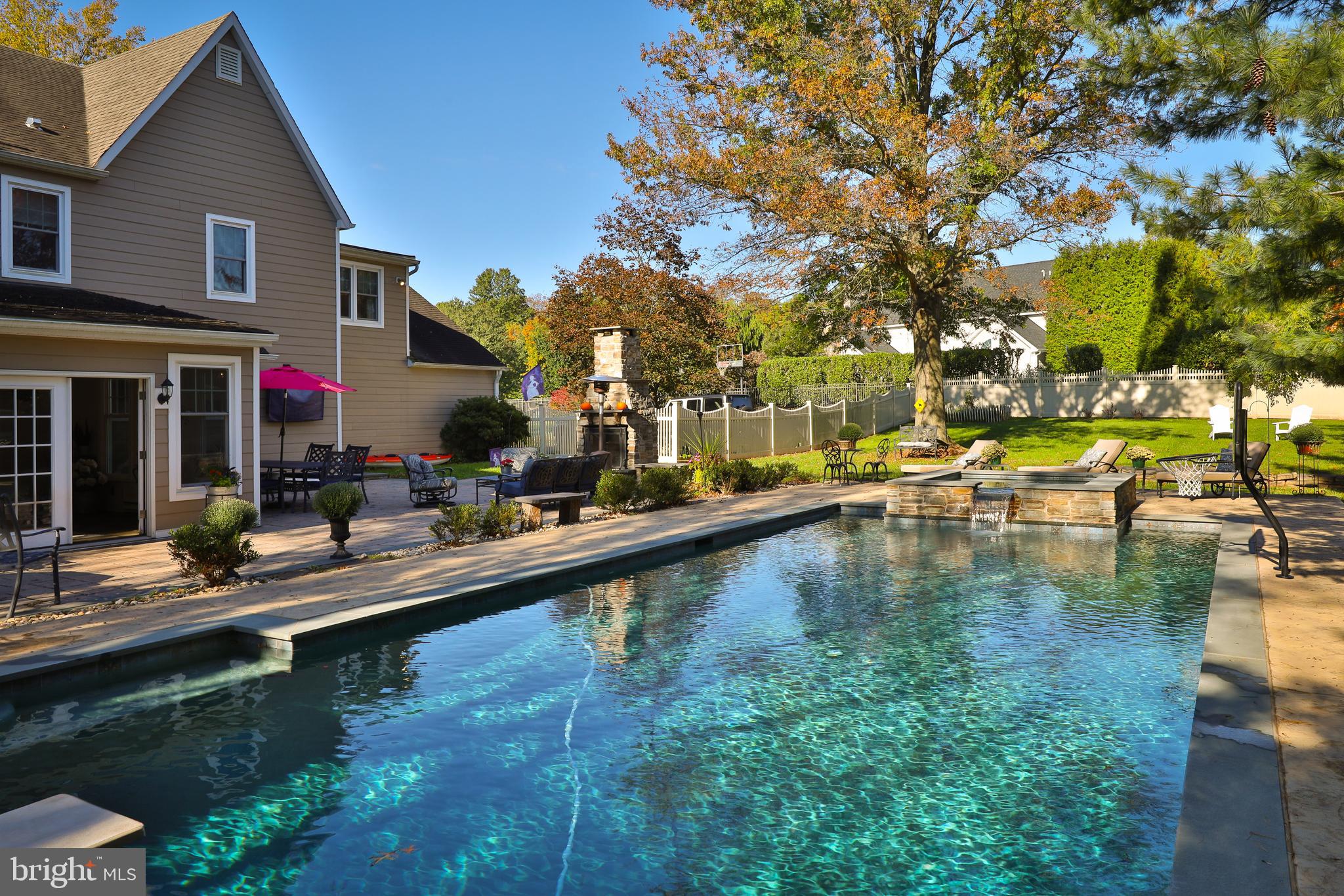 FOREST HILL - Residential