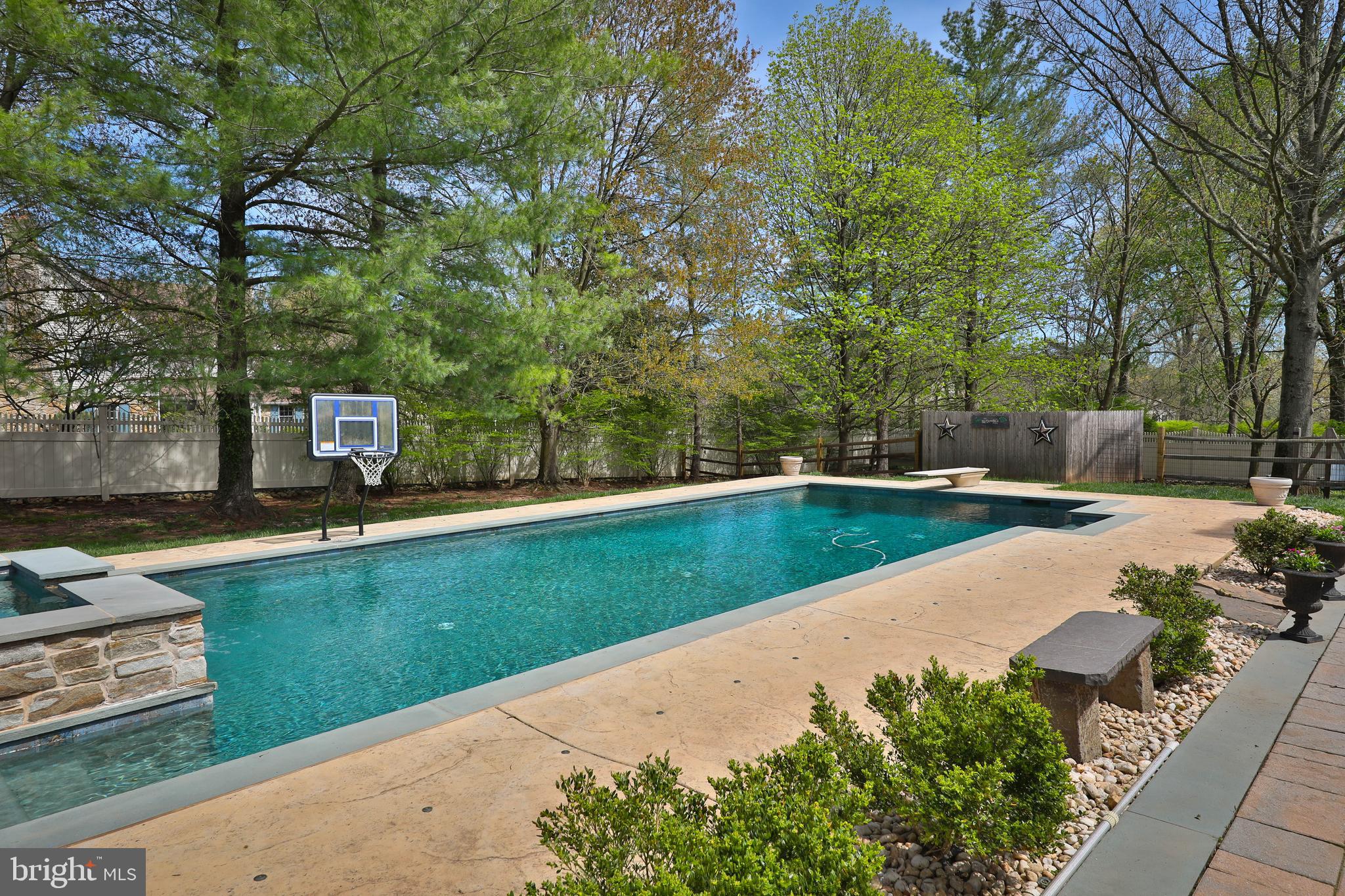 FOREST HILL - Residential