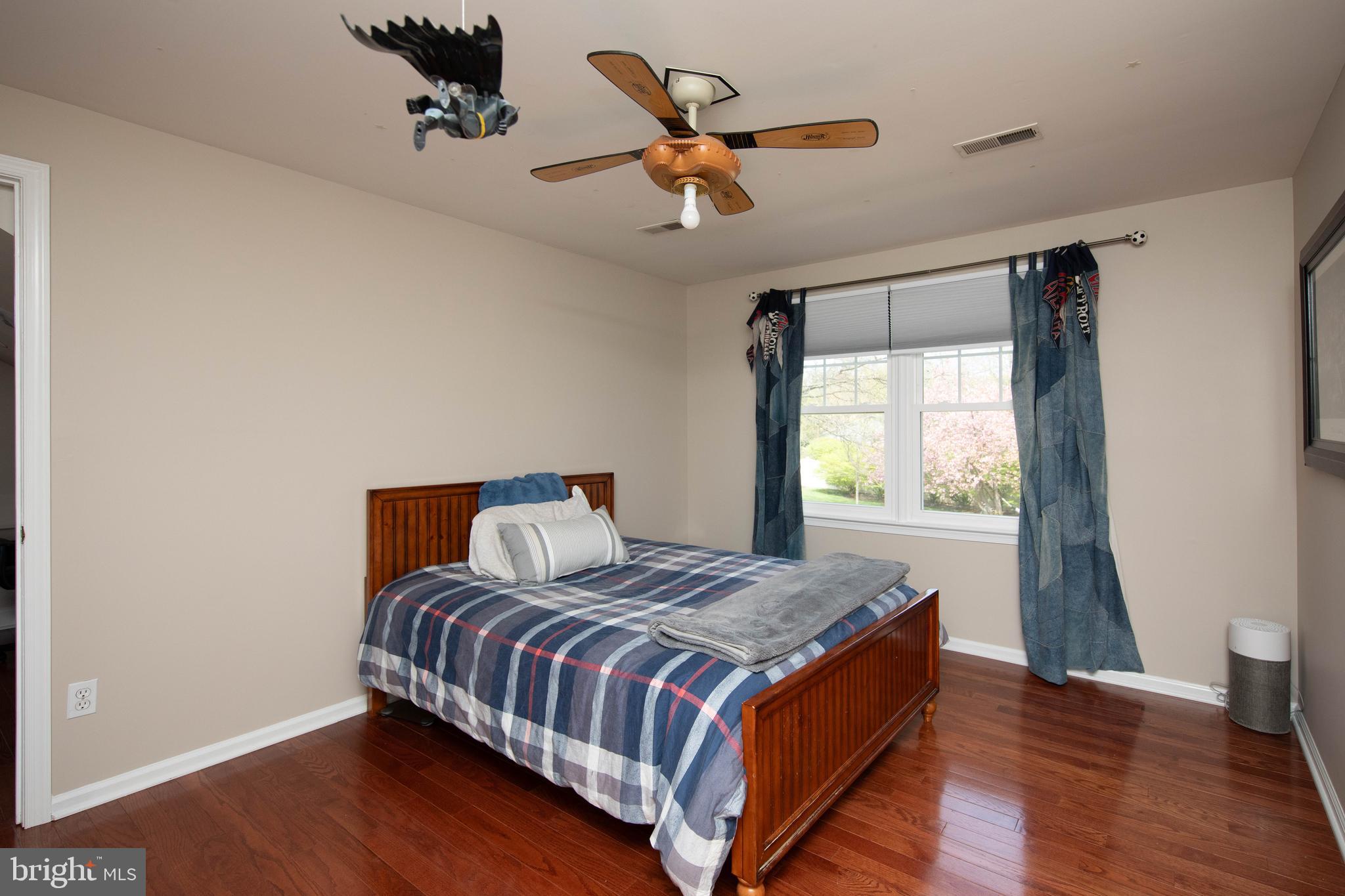 FOREST HILL - Residential