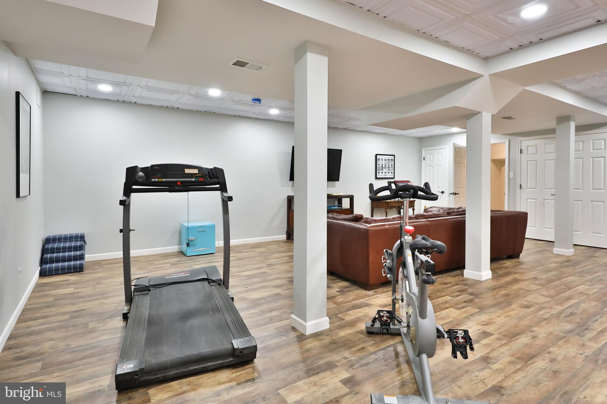 FOREST HILL - Residential