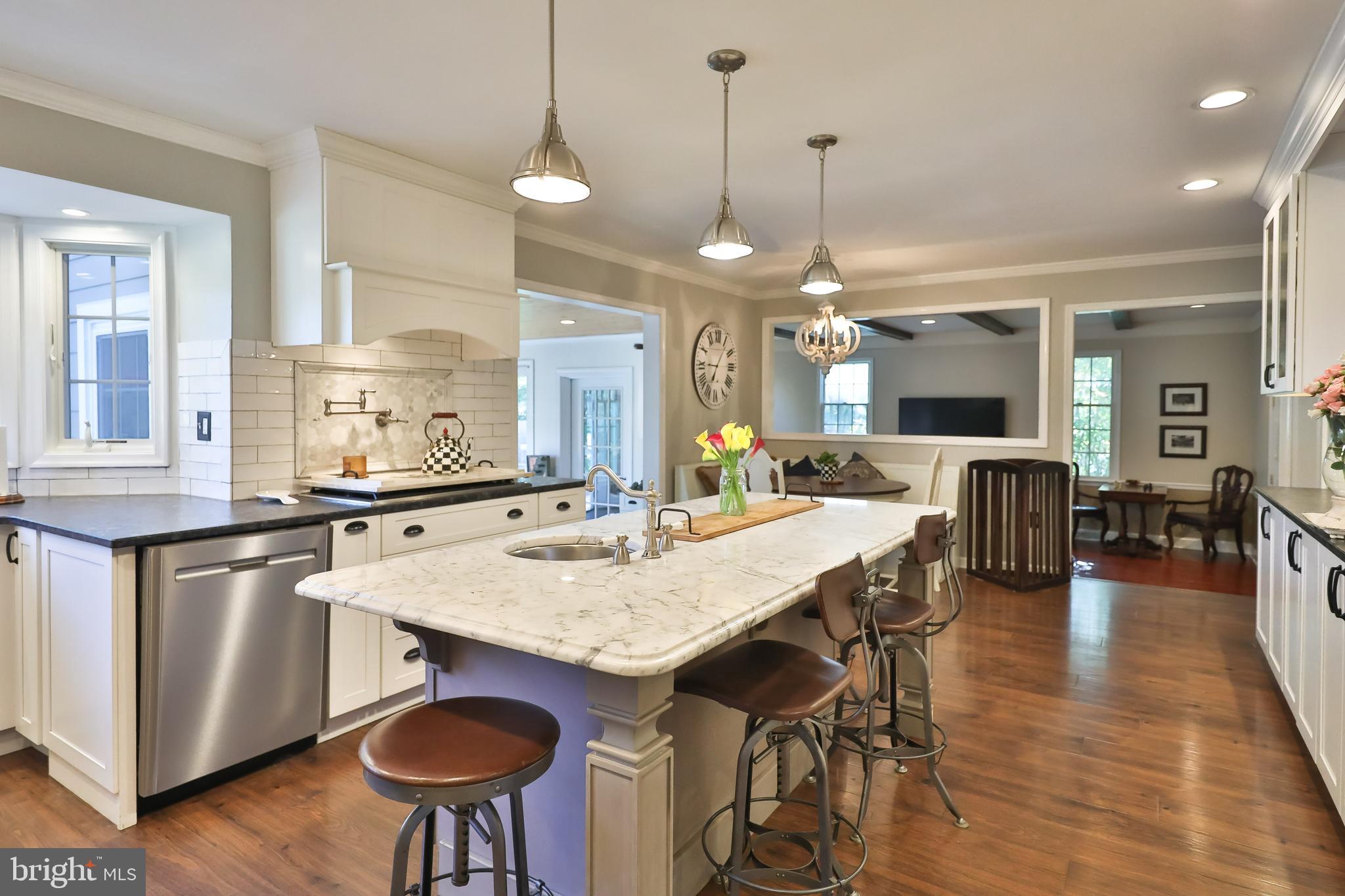 FOREST HILL - Residential