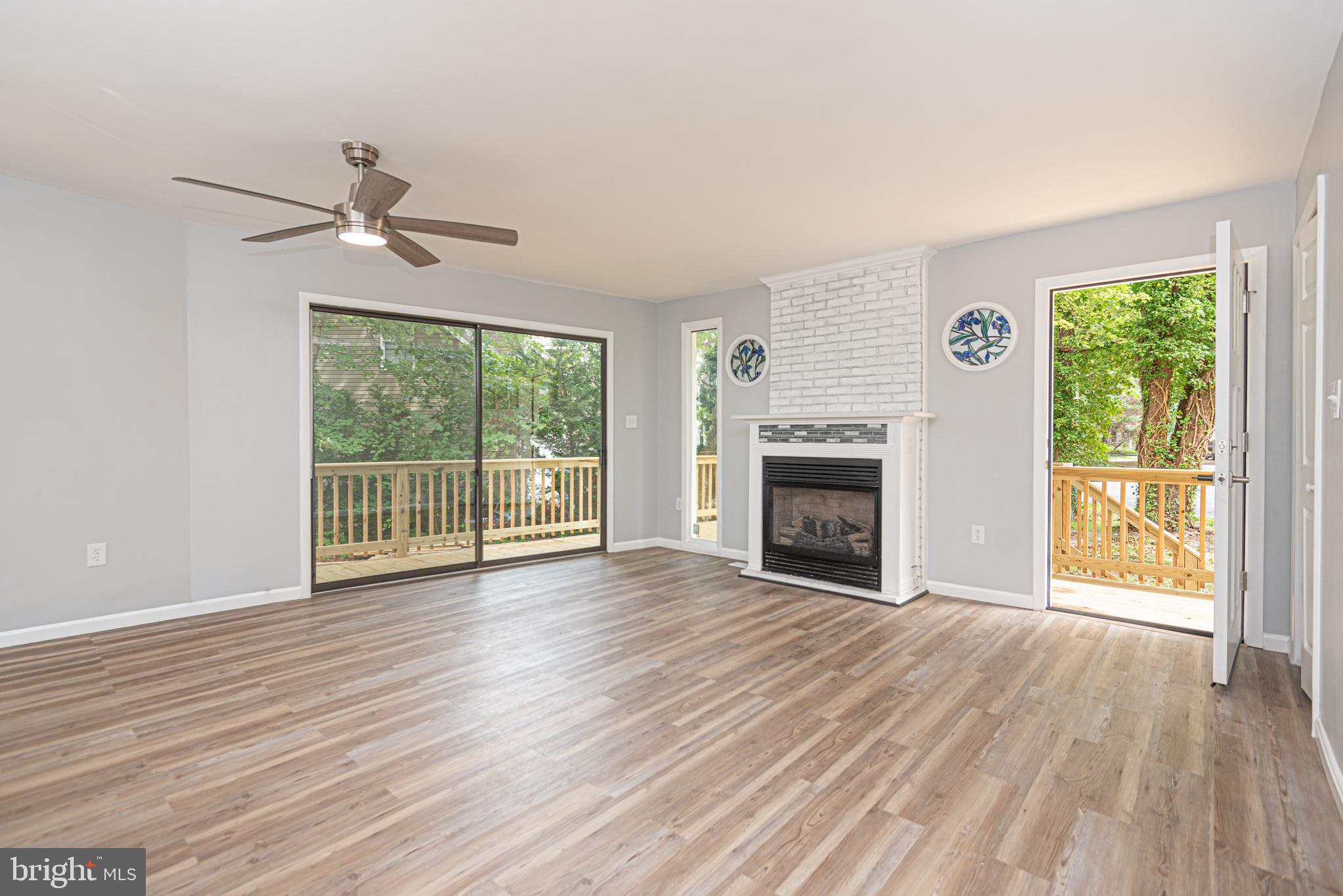 6 WEEPING WILLOW COURT