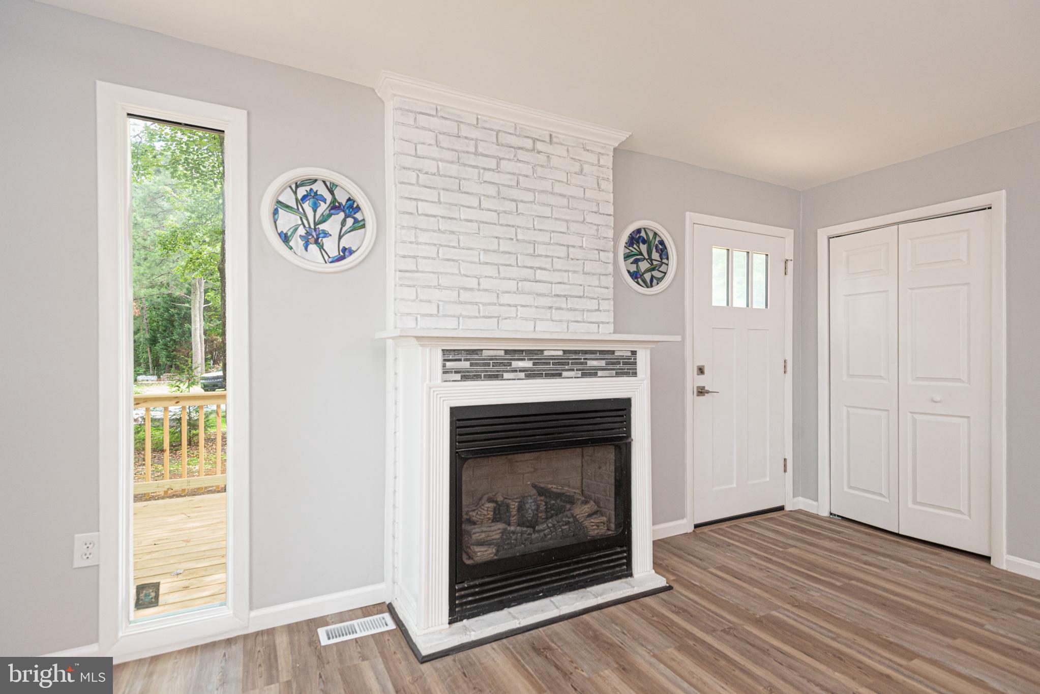 6 WEEPING WILLOW COURT