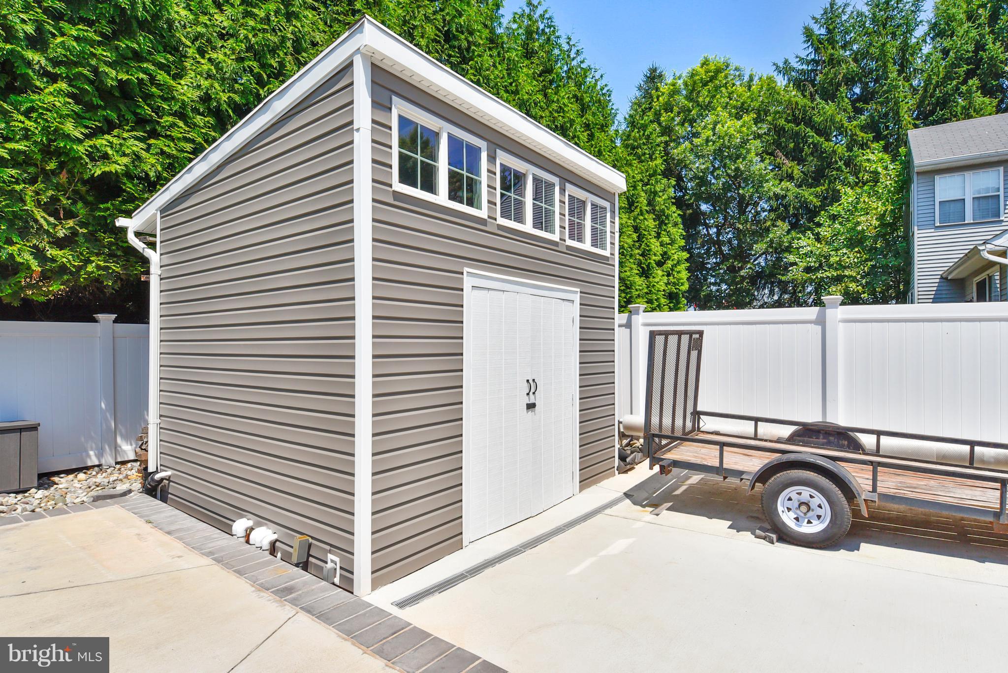 ARROWOOD - Residential