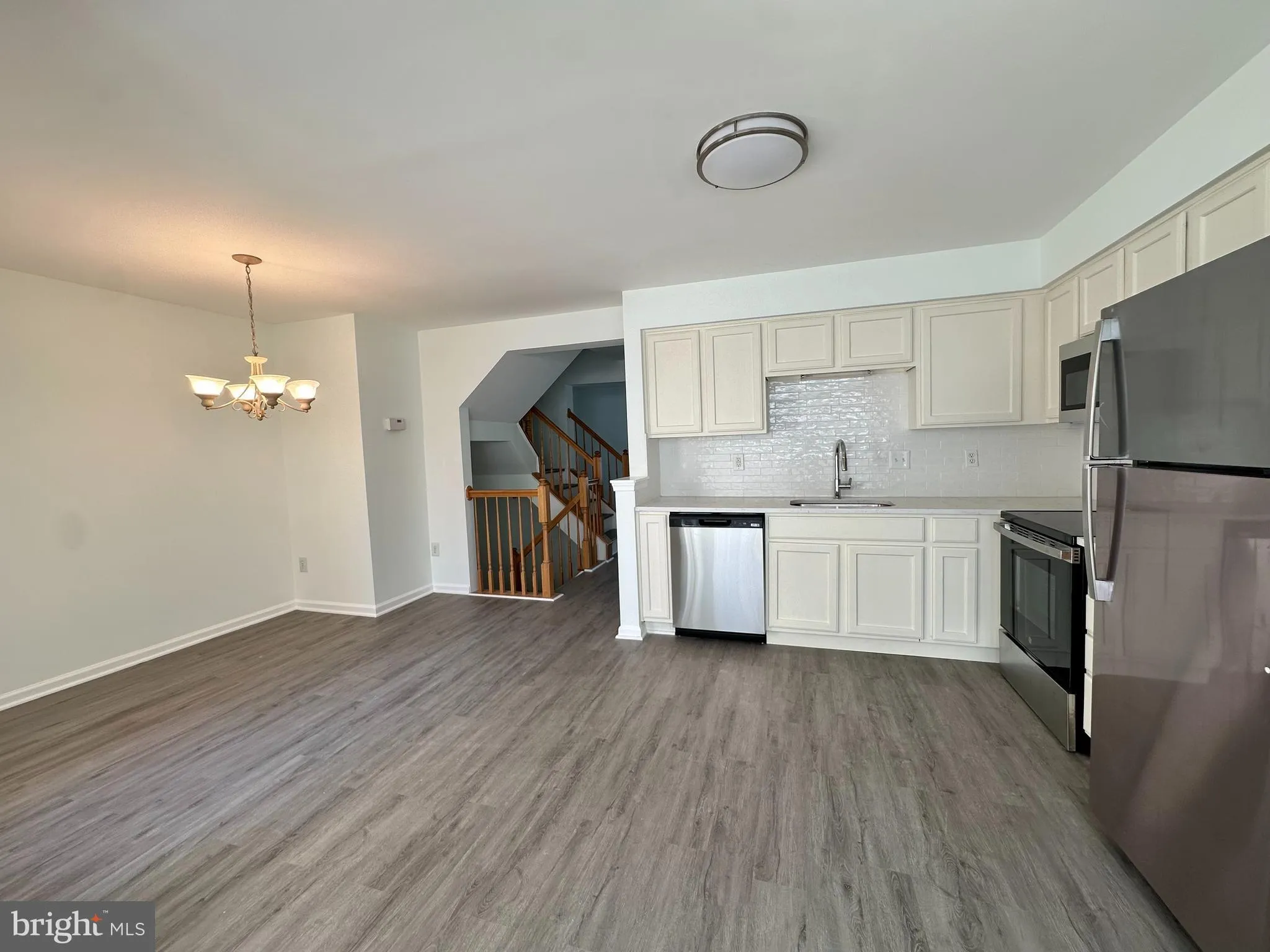 Pine Hill, New Jersey 08021, United States, 3 Bedrooms Bedrooms, ,3 BathroomsBathrooms,Residential,Active,232548