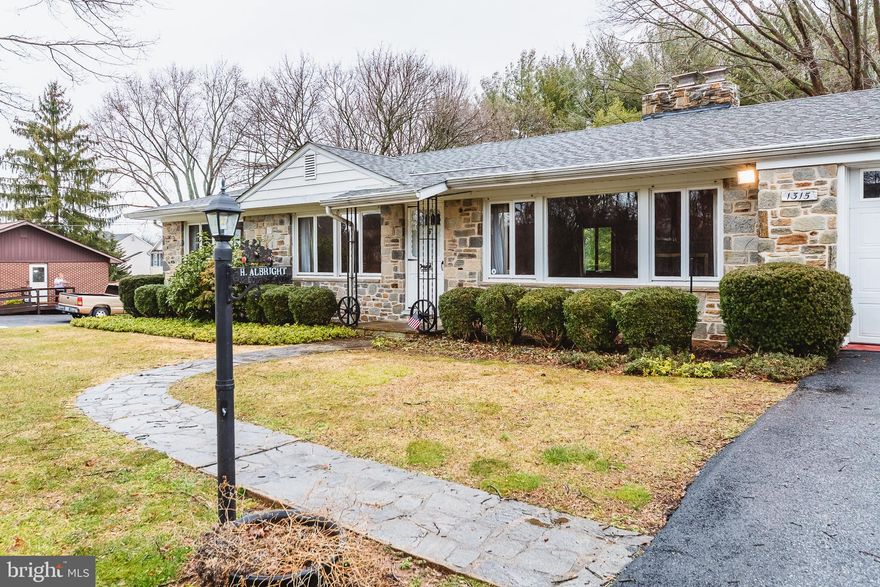 READY FOR NEW OWNERS! 3 BEDROOM, 2.5 BATH RANCHER SITUATED ON .92 ACRE LOT--2 CAR ATTACHED GARAGE PLUS 2 CAR DETACHED GARAGE--HARDWOOD FLOORING THROUGHOUT--LARGE FINISHED LOWER LEVEL WITH REC ROOM AND LARGE WORKSHOP--2 WOOD BURNING FIREPLACES--MASTER BEDROOM WITH MASTER BATH--LARGE REAR YARD AND SO MUCH MORE!