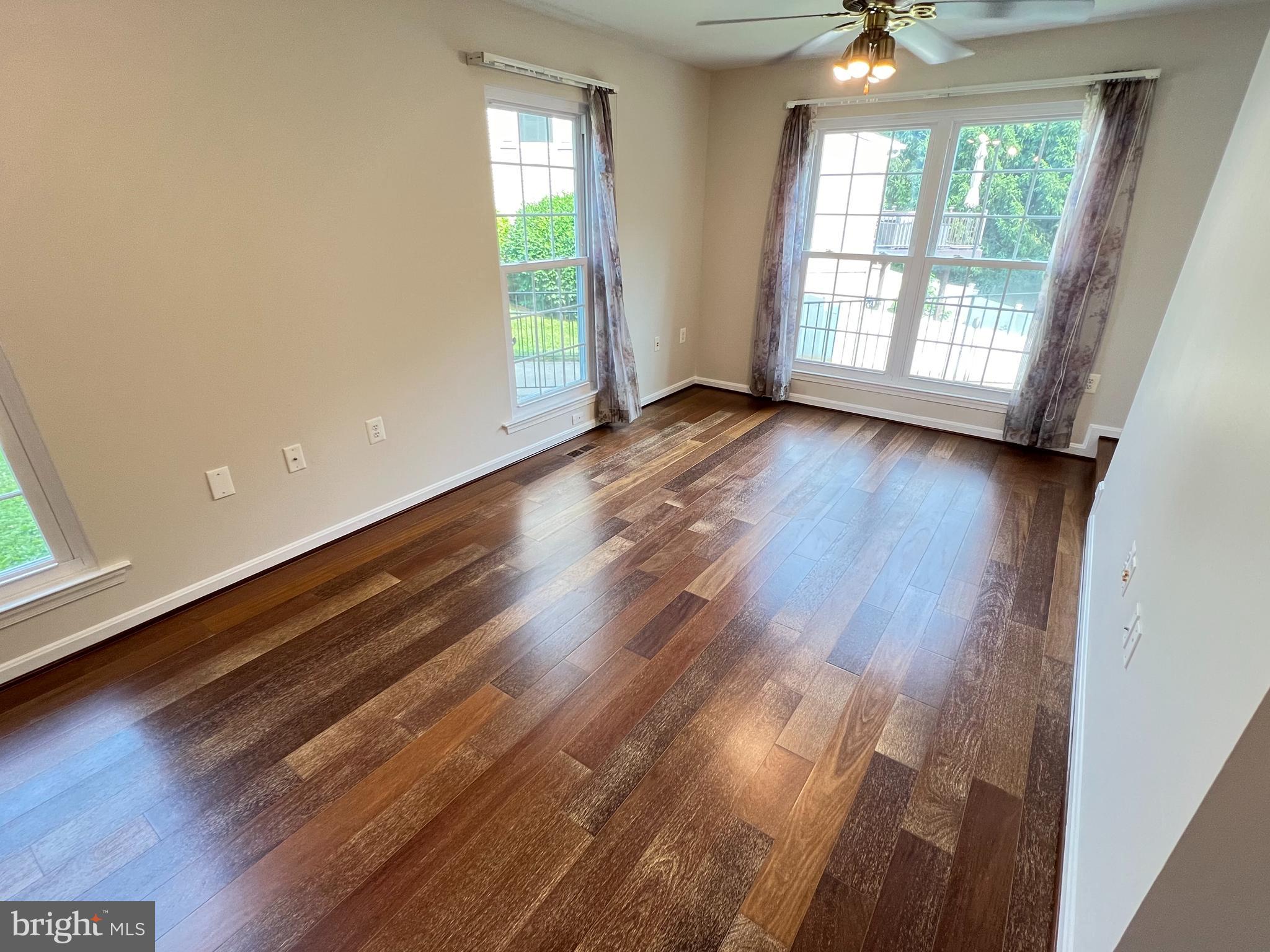 REISTERSTOWN VILLAGE - Residential