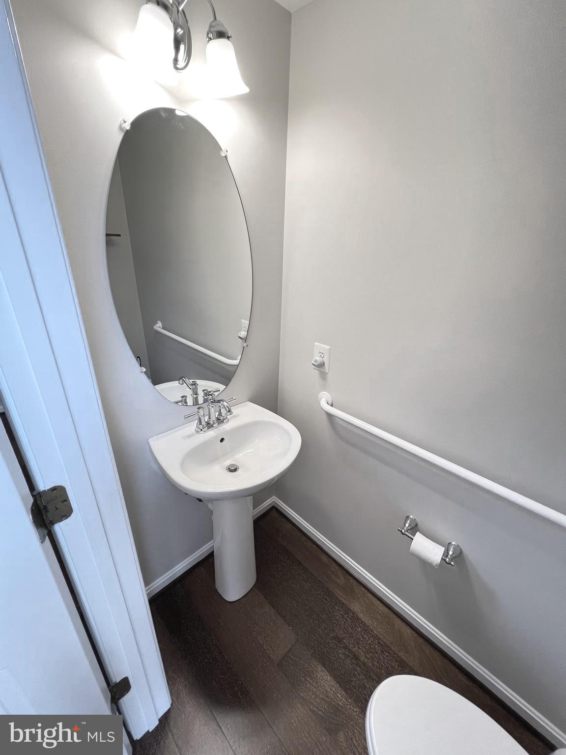 REISTERSTOWN VILLAGE - Residential