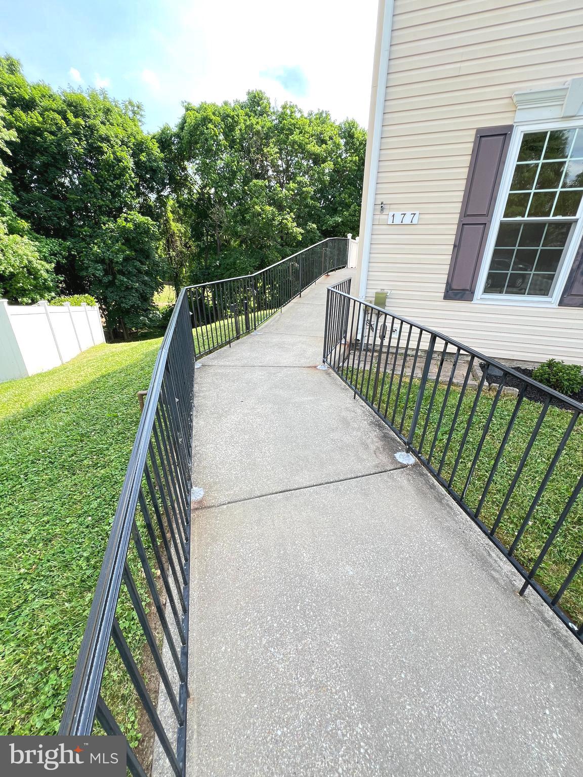 REISTERSTOWN VILLAGE - Residential