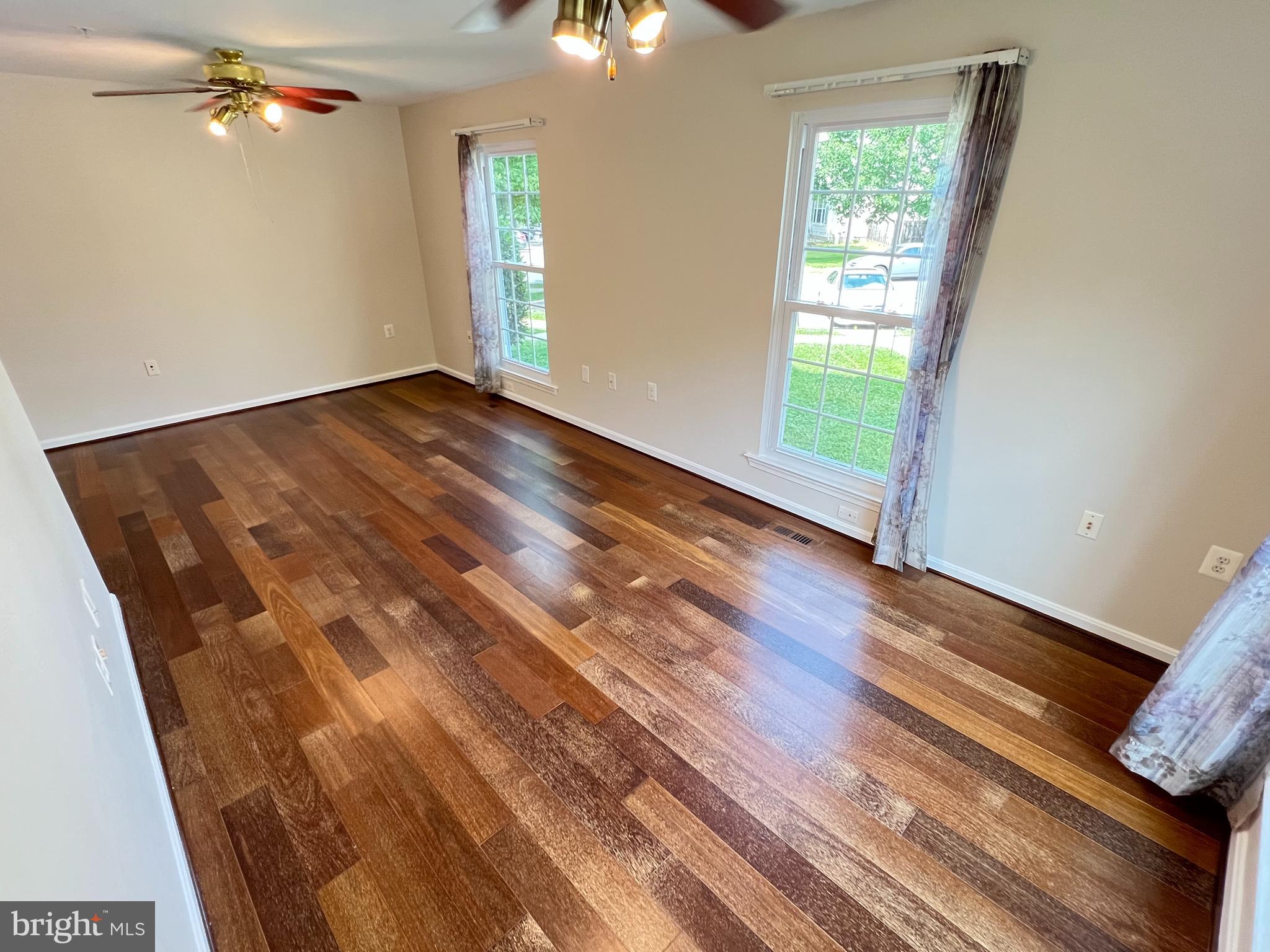 REISTERSTOWN VILLAGE - Residential