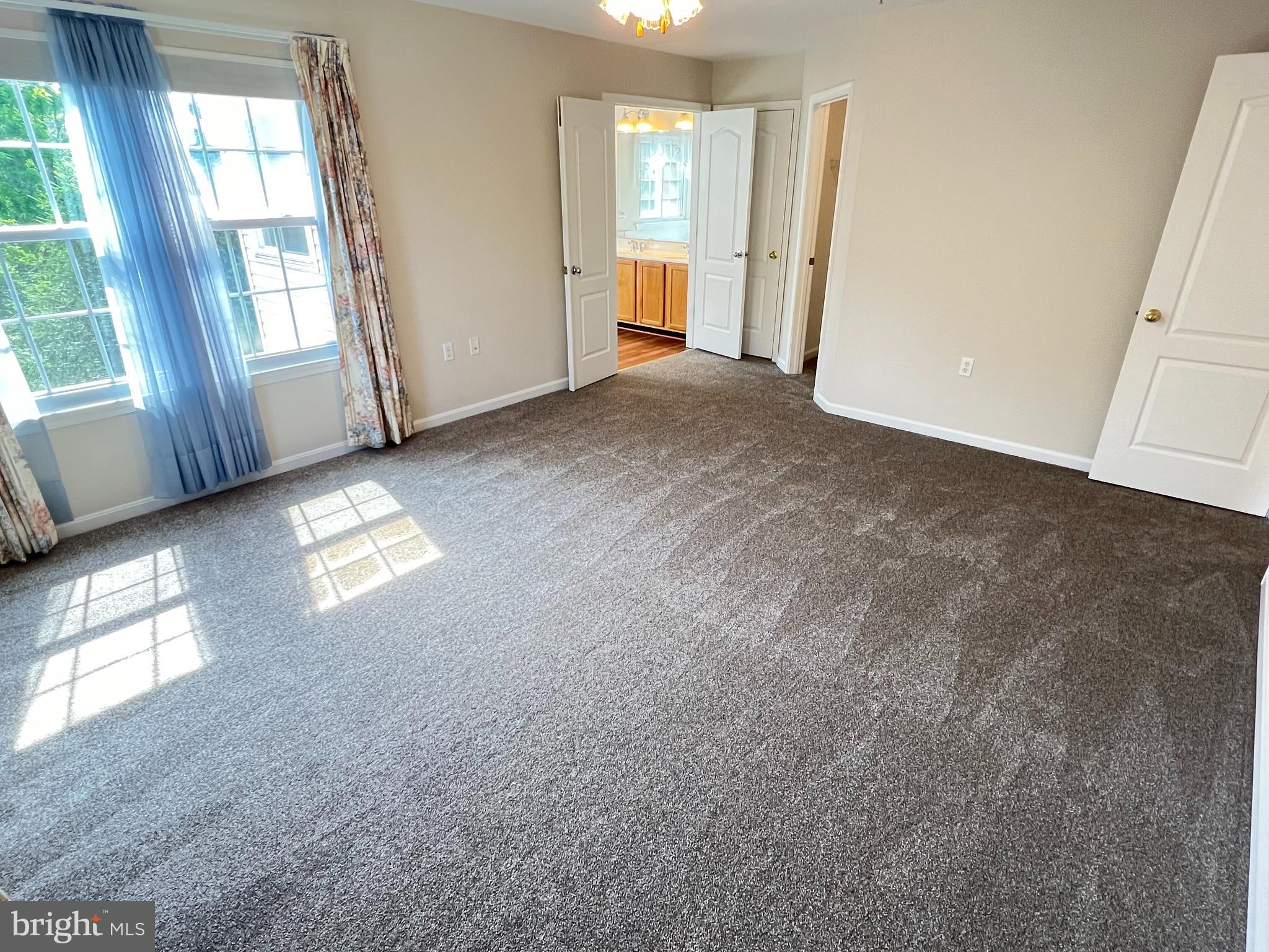 REISTERSTOWN VILLAGE - Residential