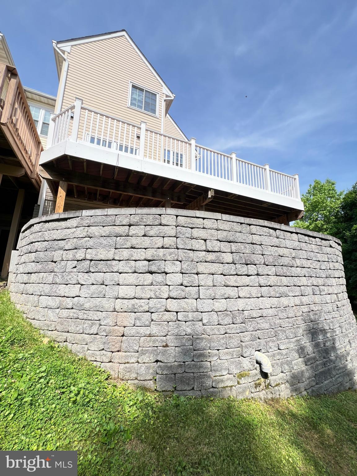 REISTERSTOWN VILLAGE - Residential