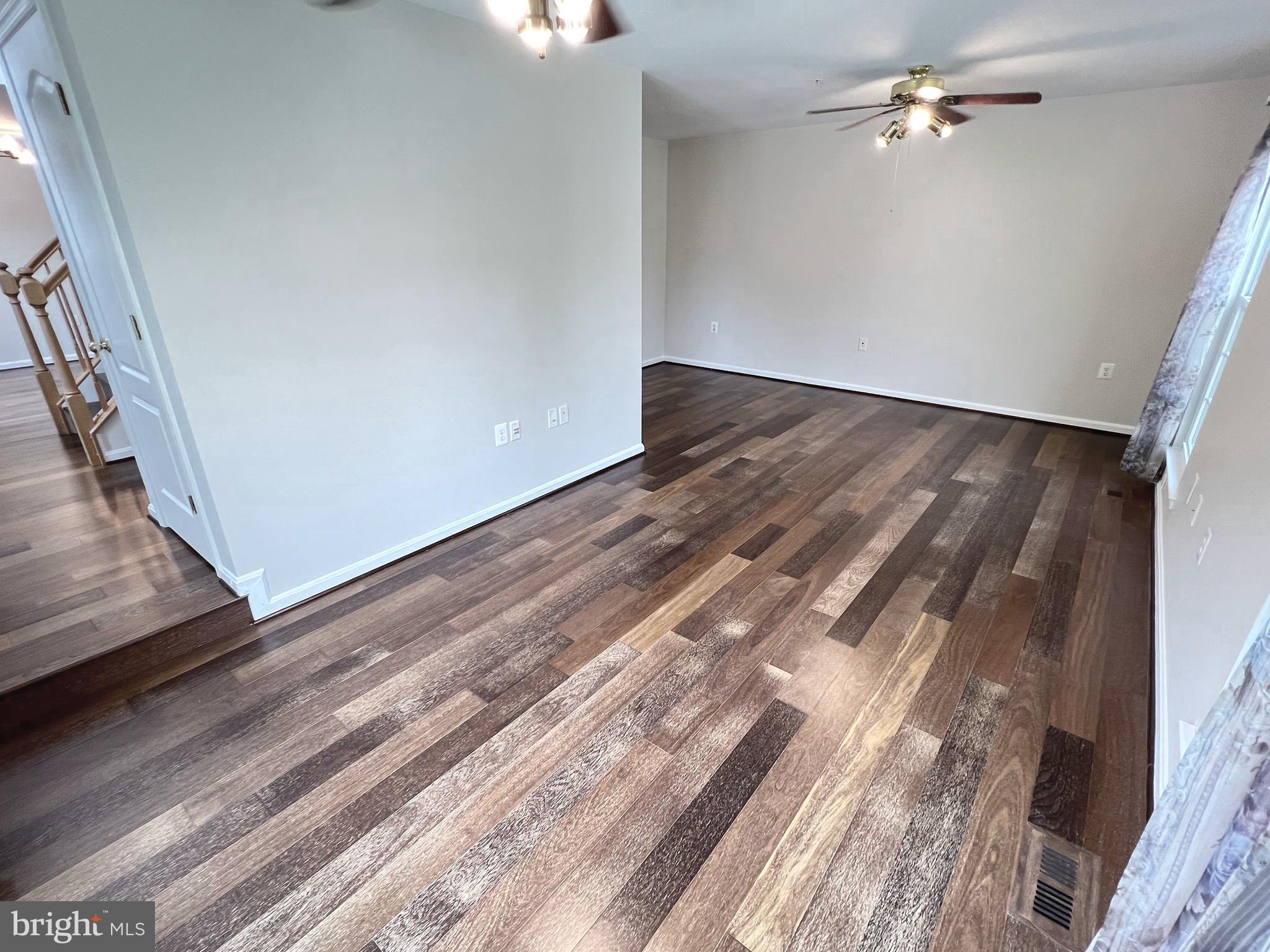 REISTERSTOWN VILLAGE - Residential