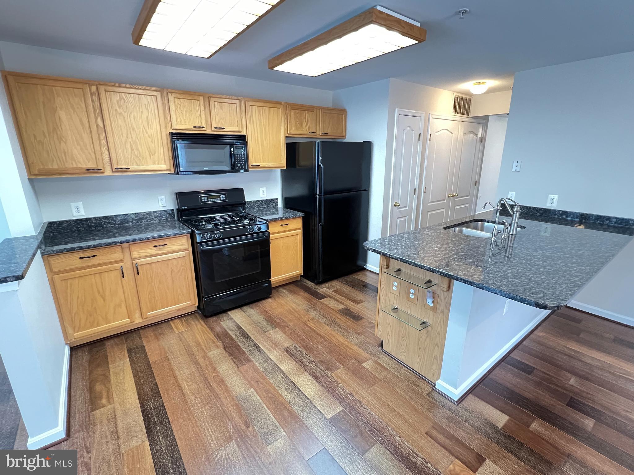 REISTERSTOWN VILLAGE - Residential