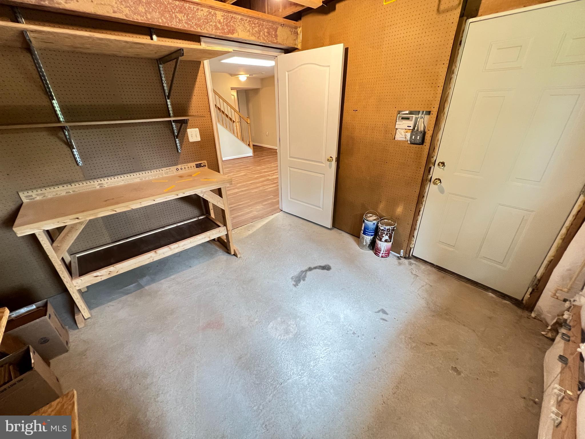 REISTERSTOWN VILLAGE - Residential