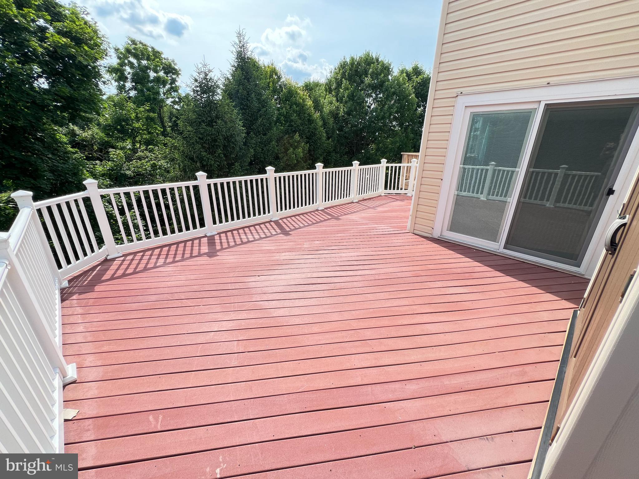 REISTERSTOWN VILLAGE - Residential