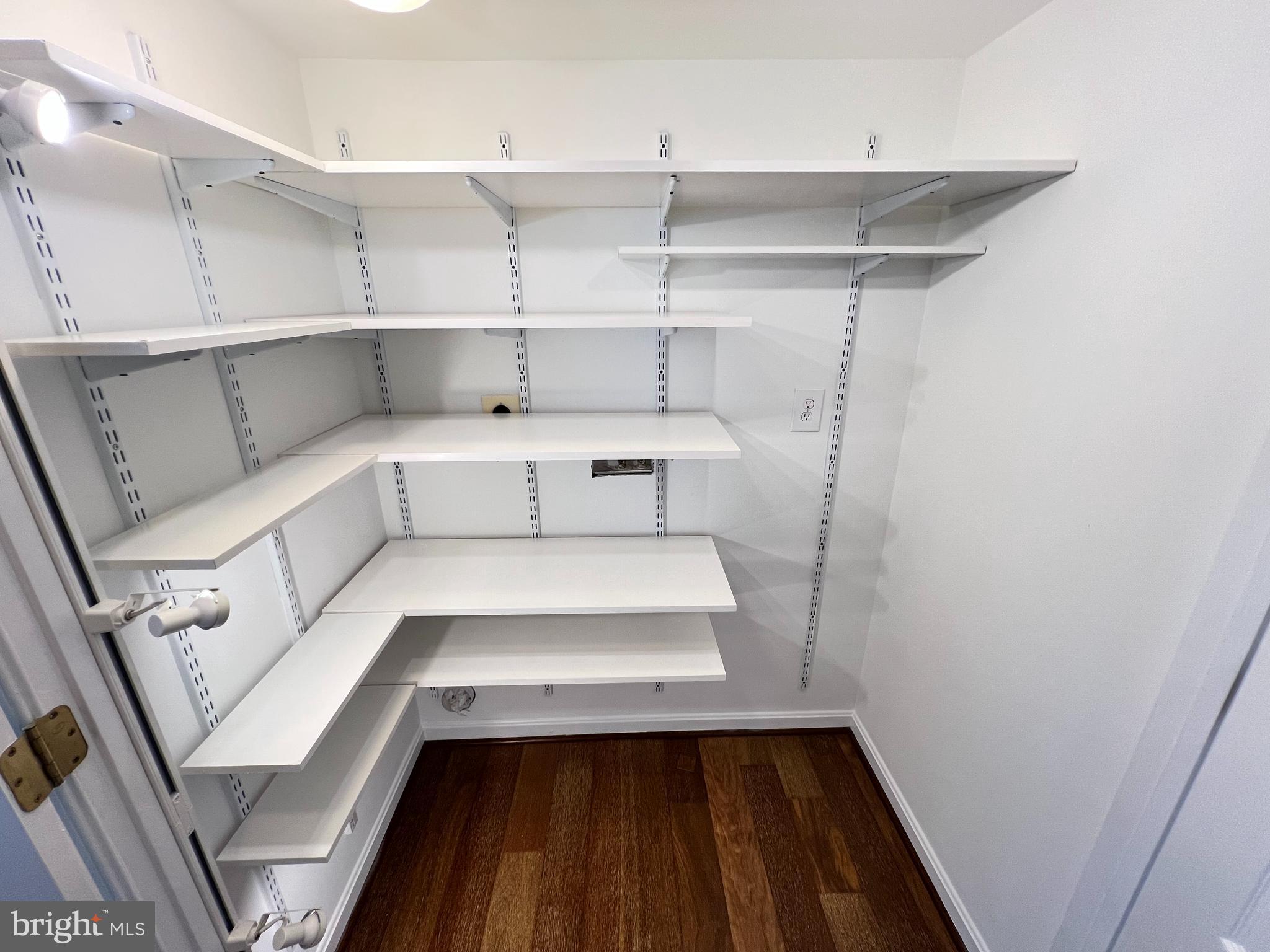 REISTERSTOWN VILLAGE - Residential