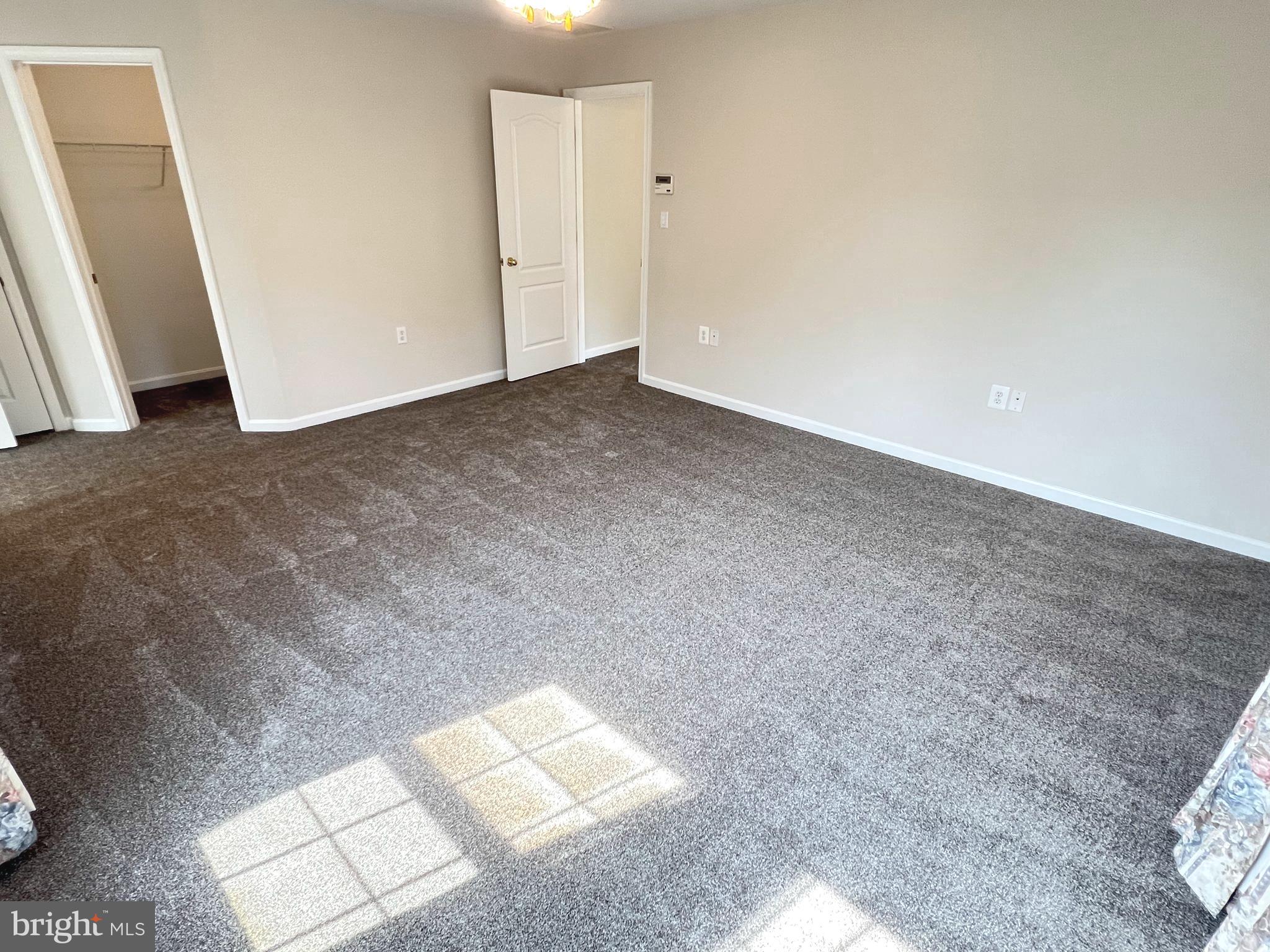 REISTERSTOWN VILLAGE - Residential