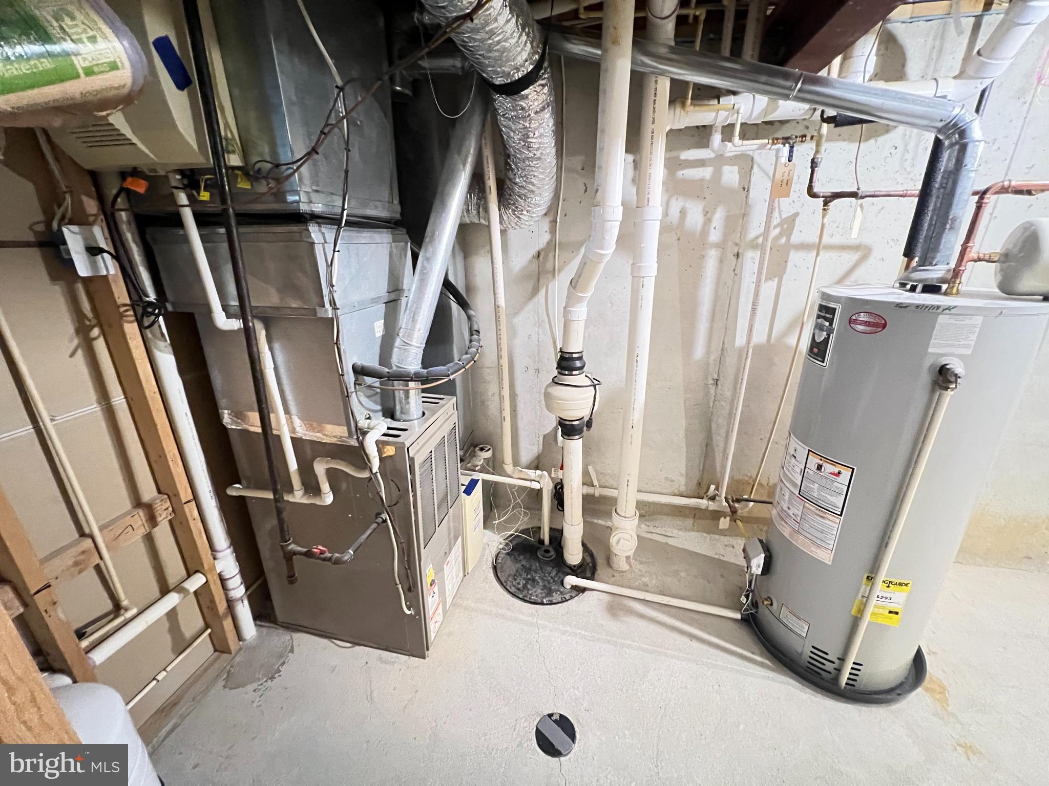 REISTERSTOWN VILLAGE - Residential