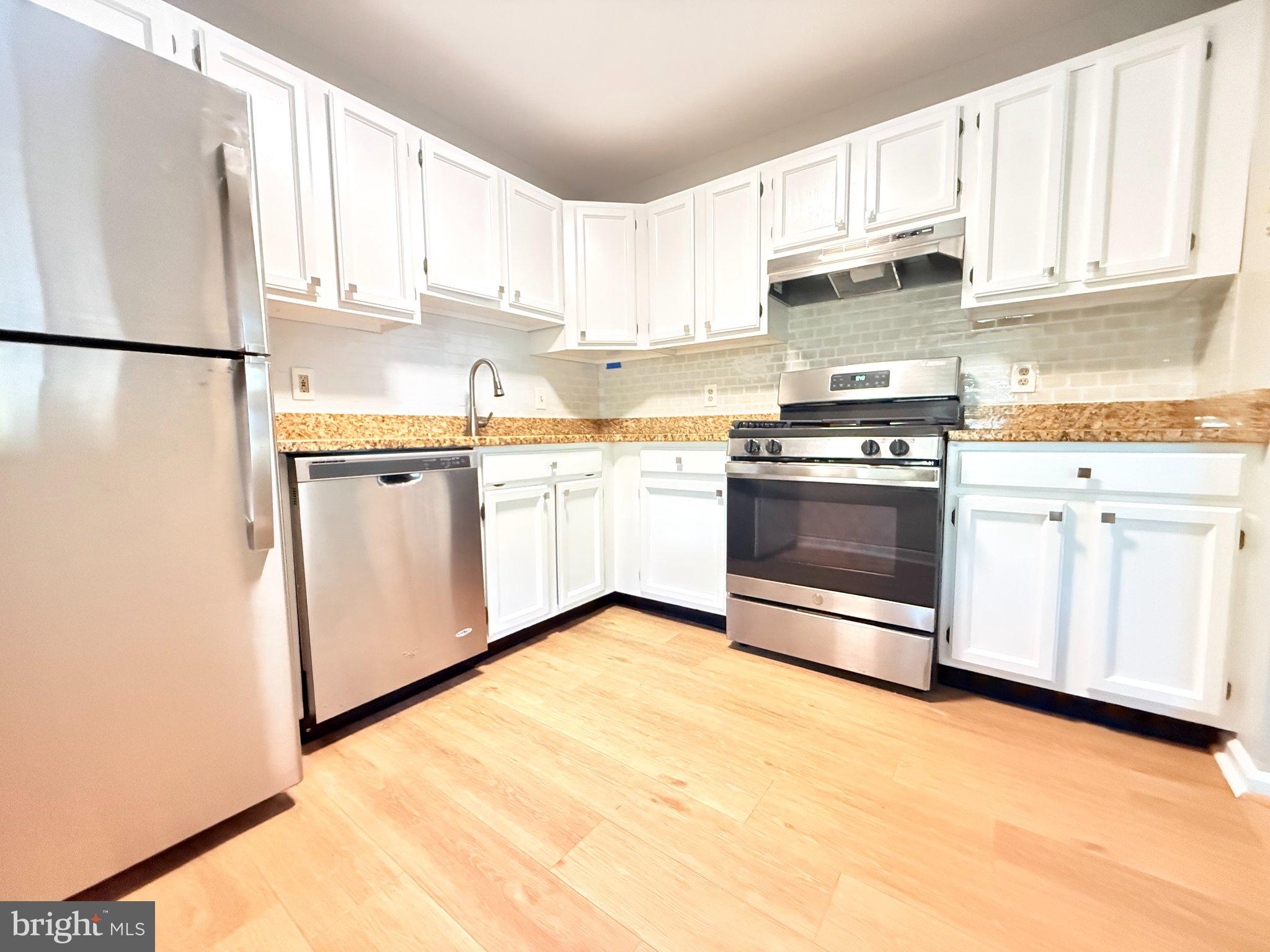3601 WALTHAM COURT