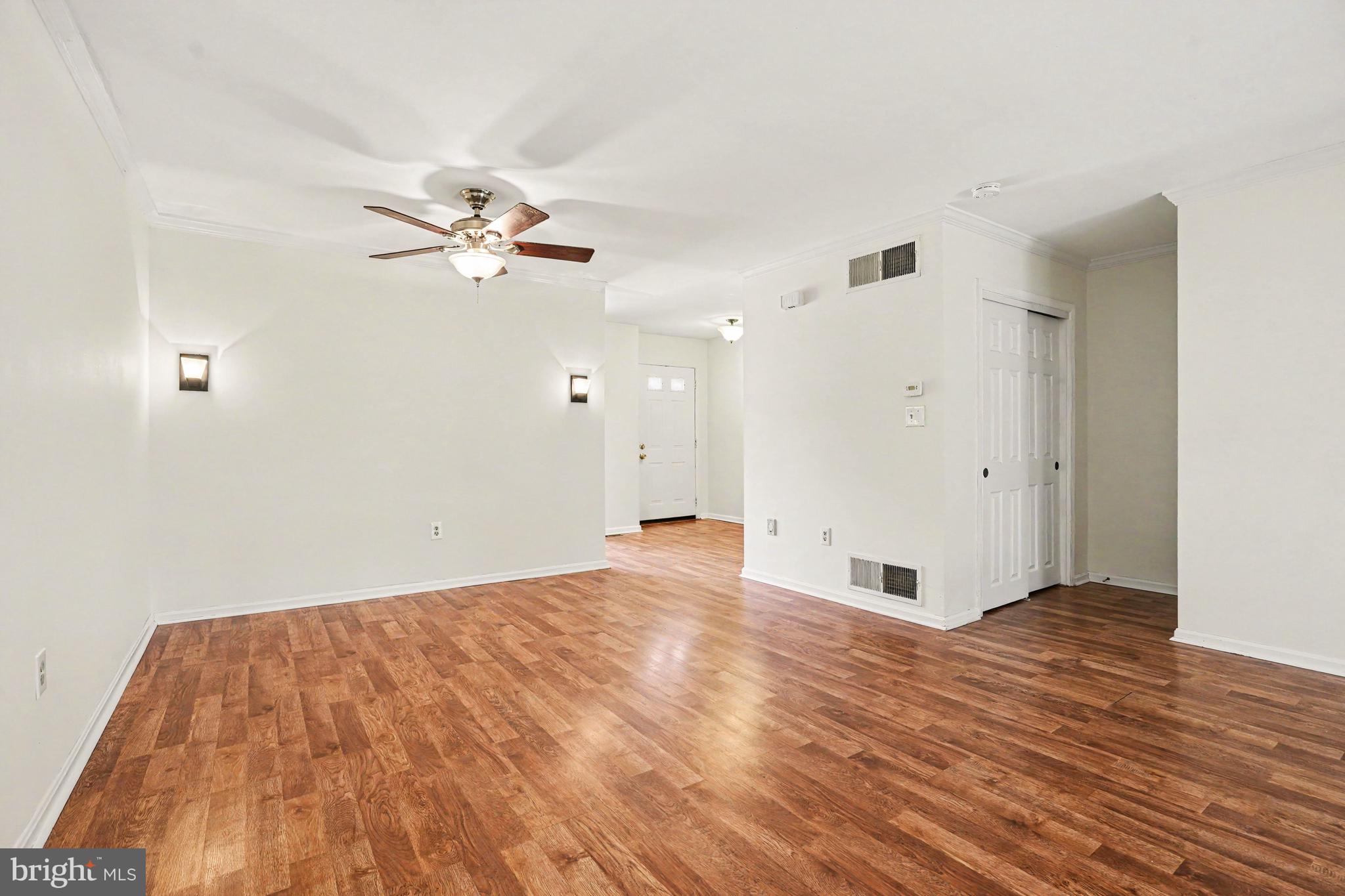 BEAUMONT SQUARE - Residential