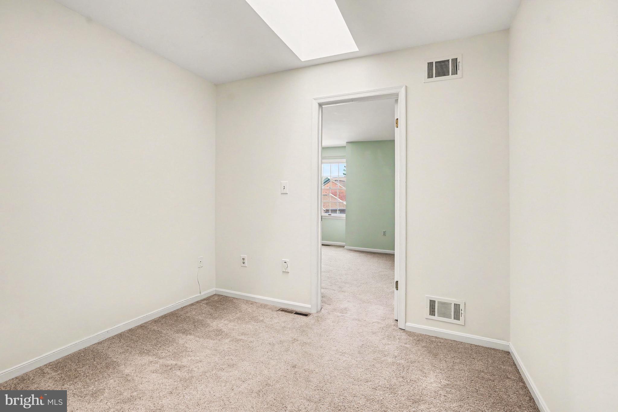 BEAUMONT SQUARE - Residential