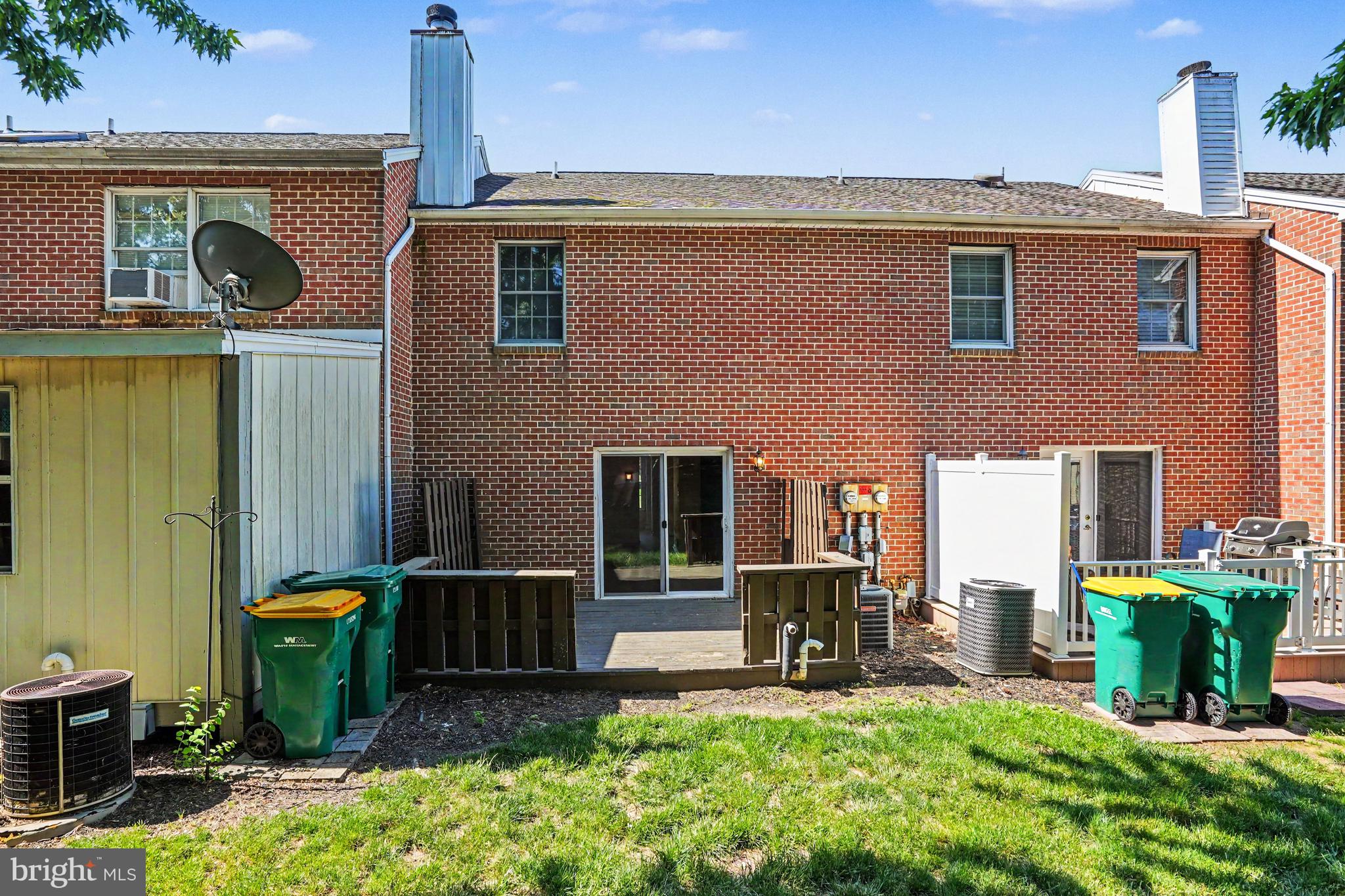 BEAUMONT SQUARE - Residential
