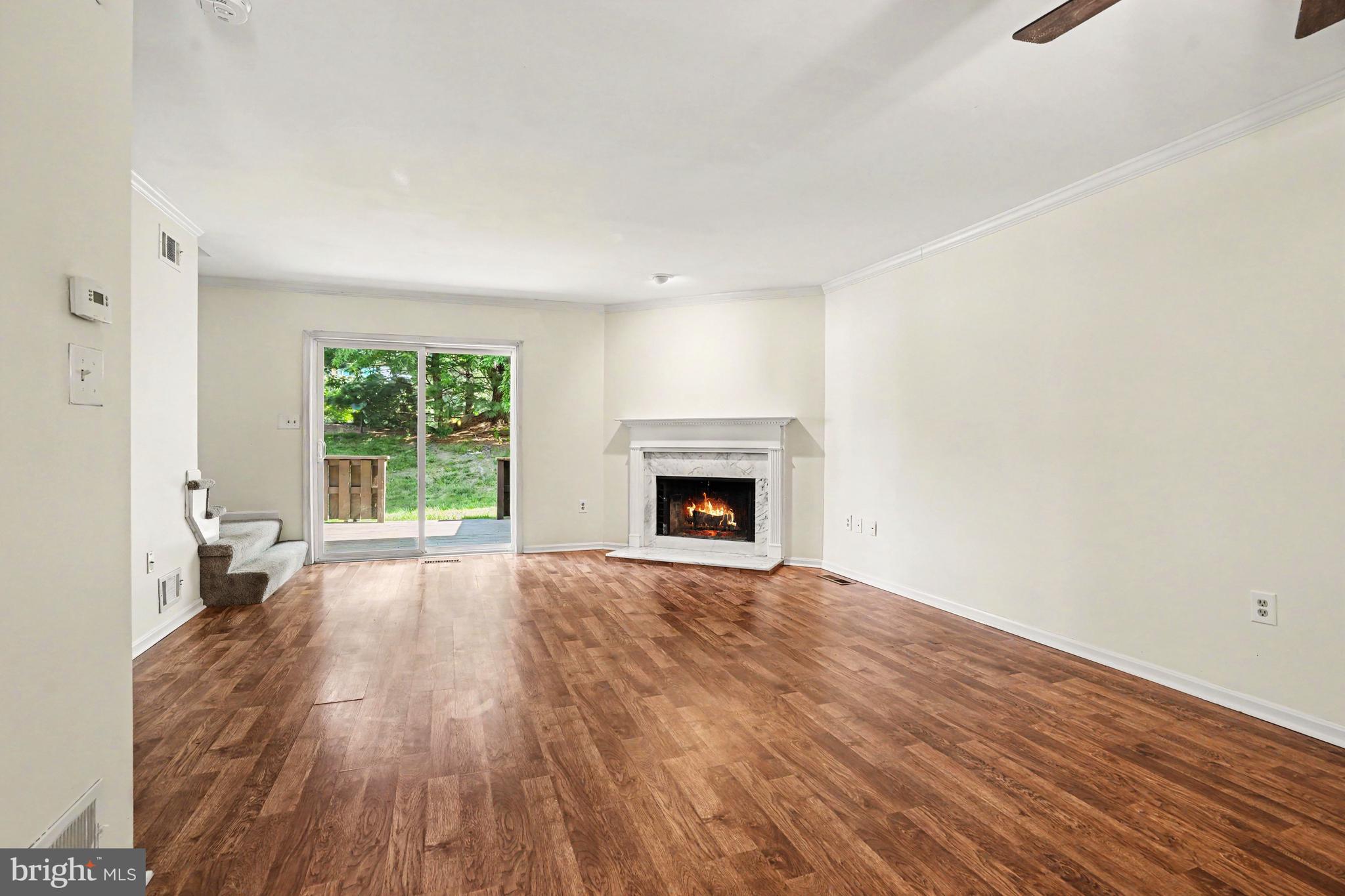 BEAUMONT SQUARE - Residential