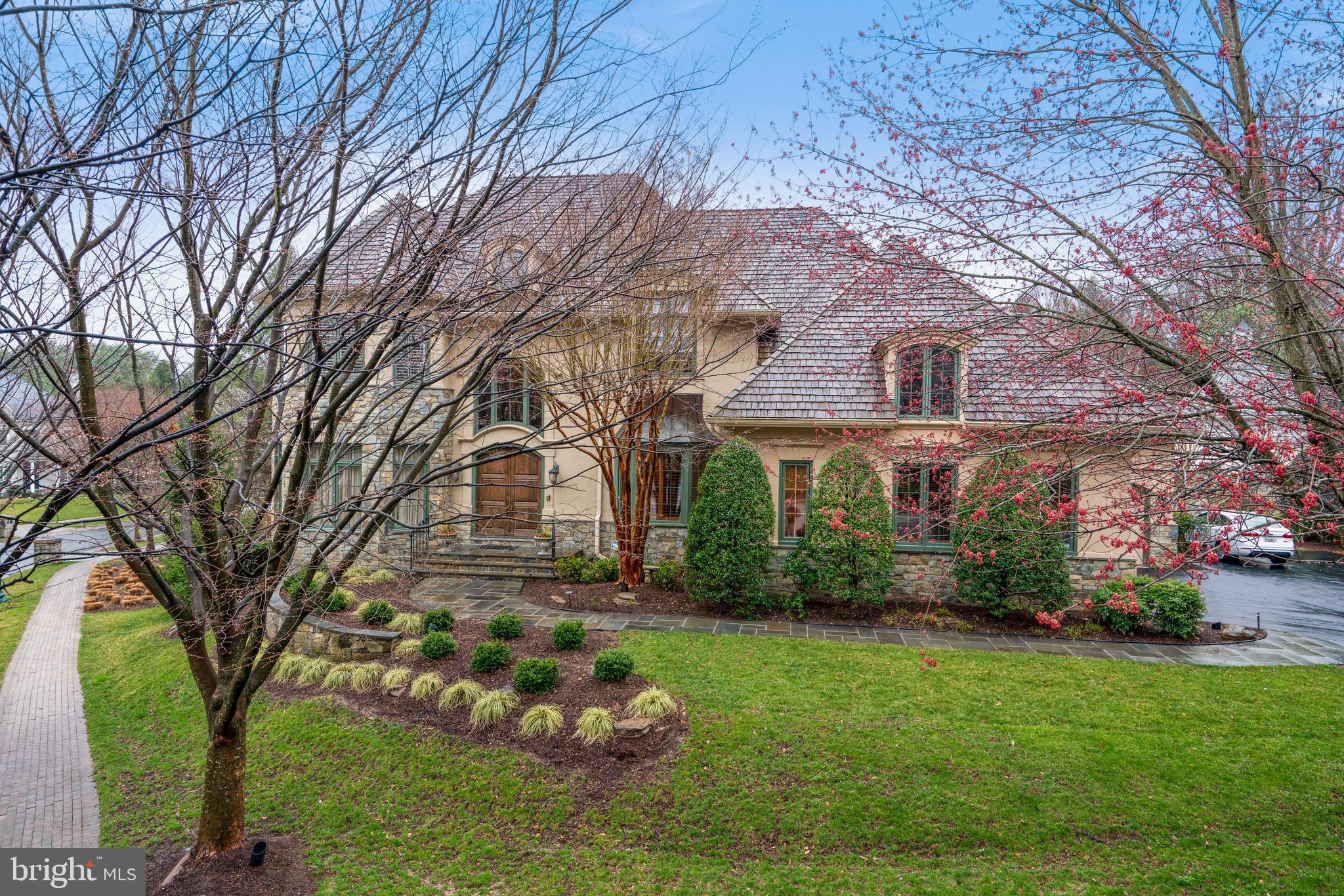 AVENEL - Residential