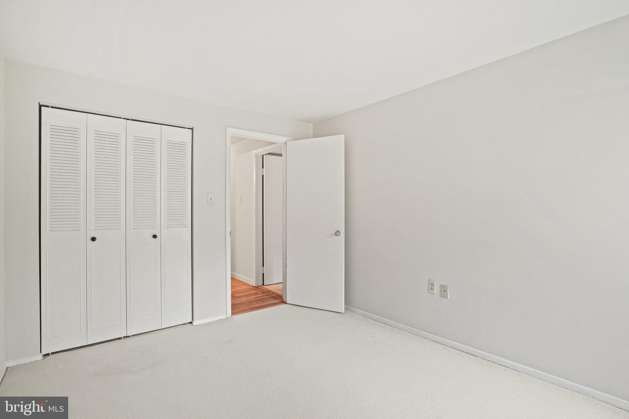 NORMANDIE ON THE LAKE II - Residential