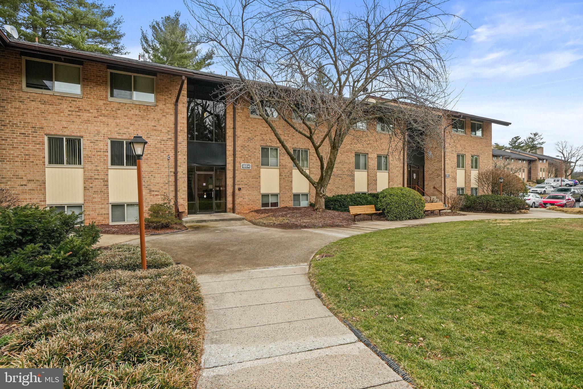 NORMANDIE ON THE LAKE II - Residential