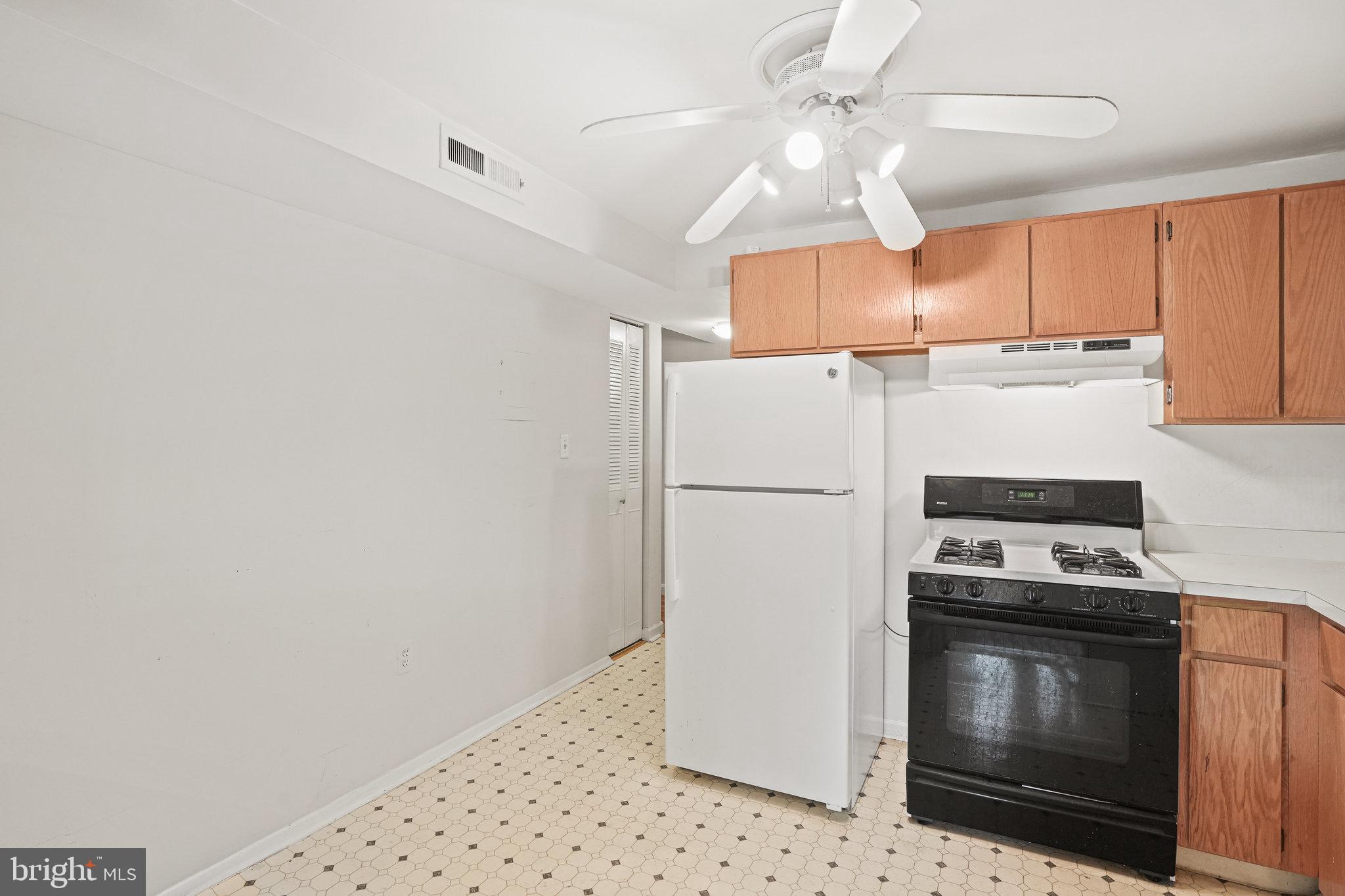 NORMANDIE ON THE LAKE II - Residential