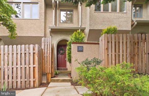 Photo for 30 GREYTHORNE WOODS CIRCLE