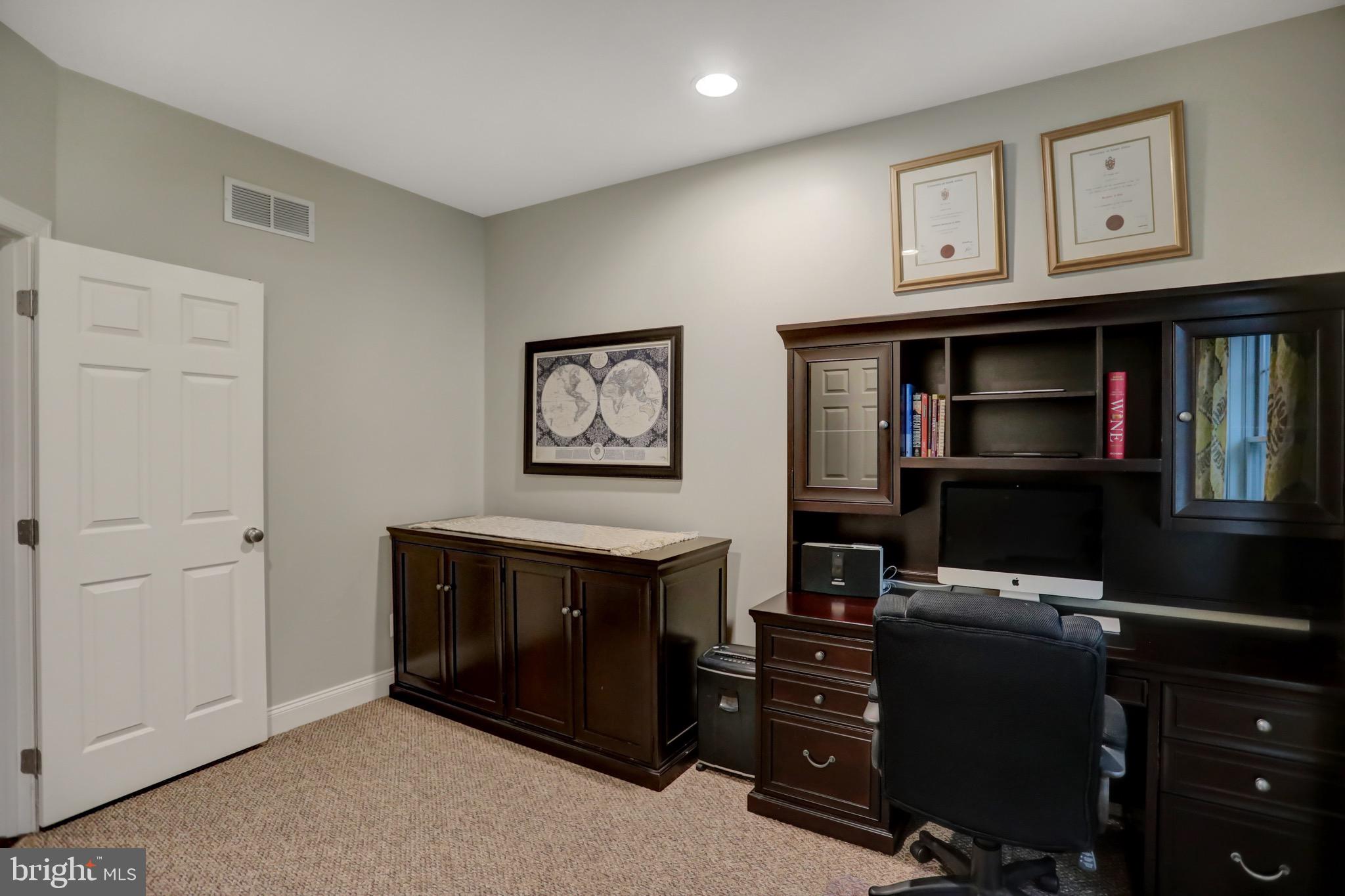 THE ESTATES AT CEDARDAY - Residential