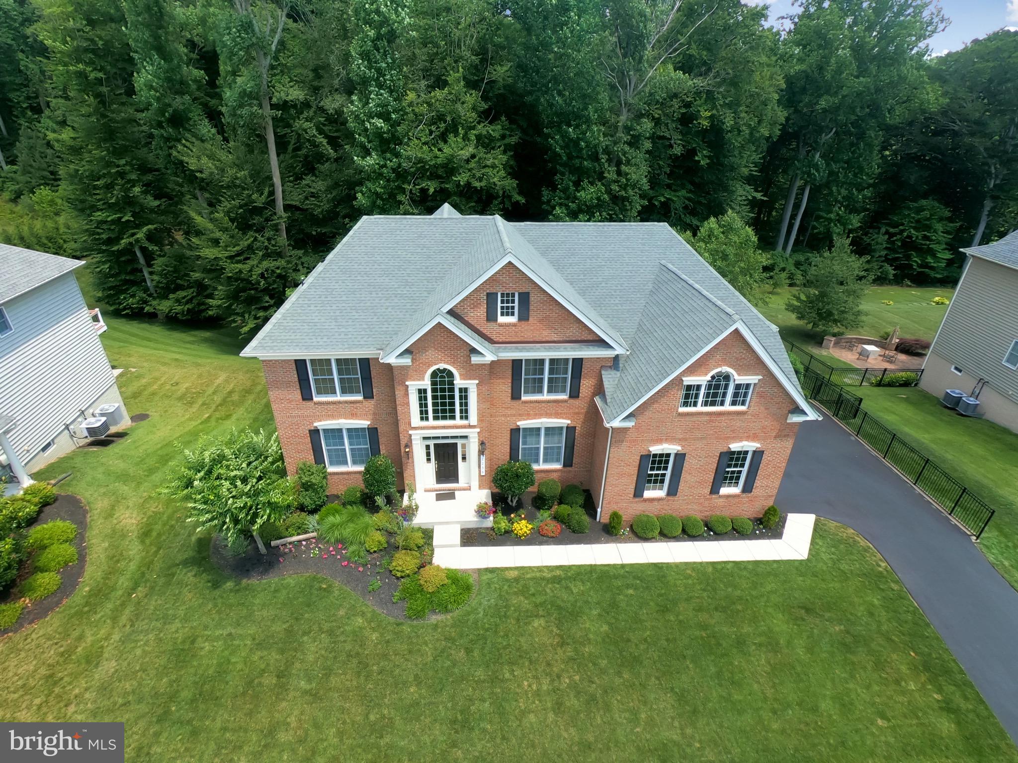 THE ESTATES AT CEDARDAY - Residential