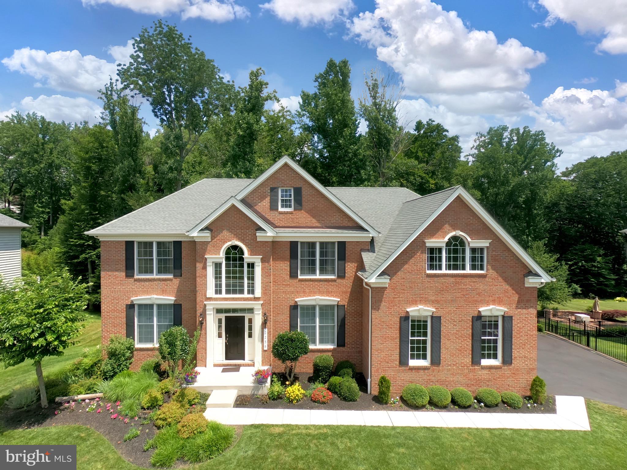 THE ESTATES AT CEDARDAY - Residential