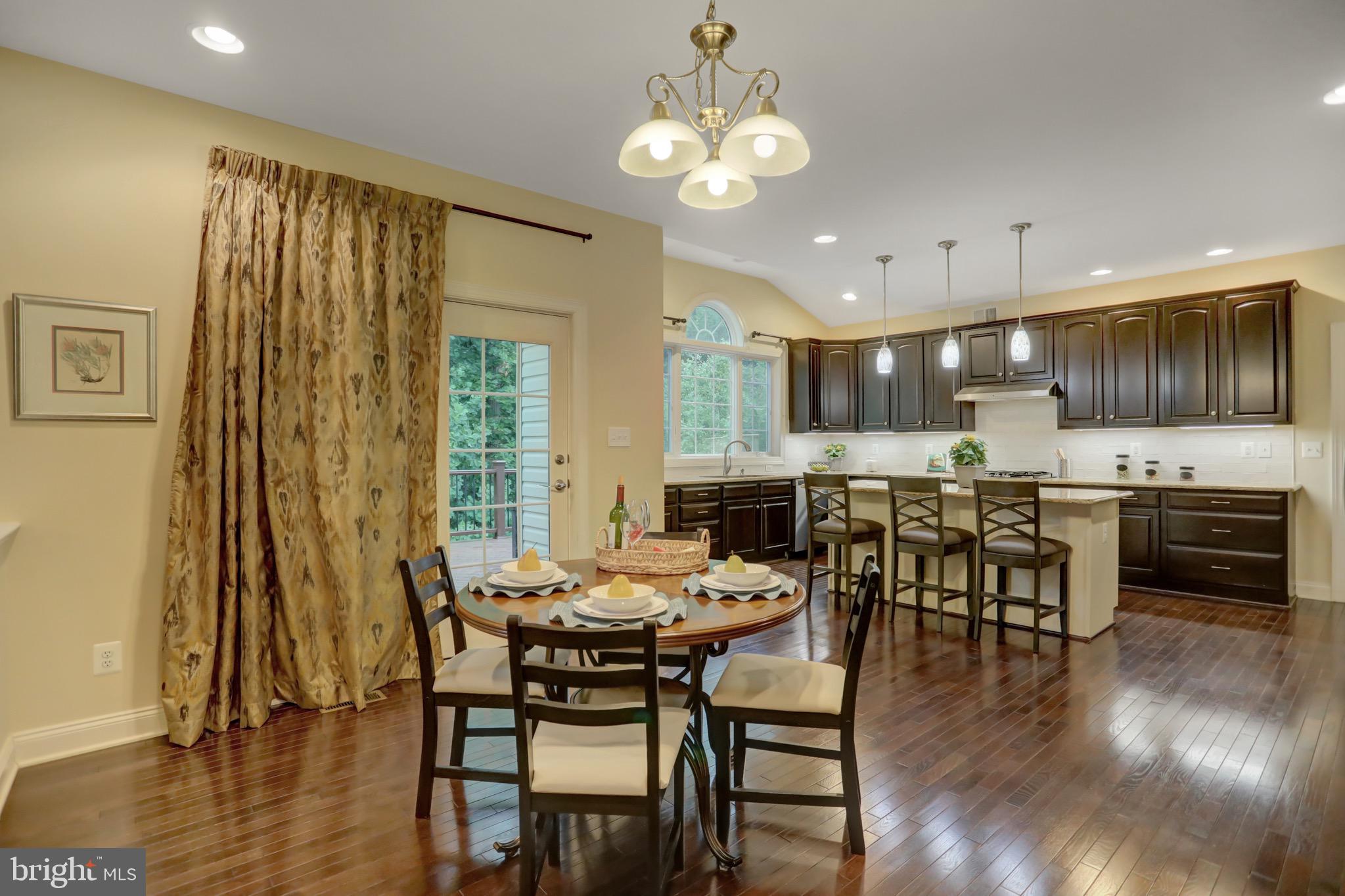 THE ESTATES AT CEDARDAY - Residential