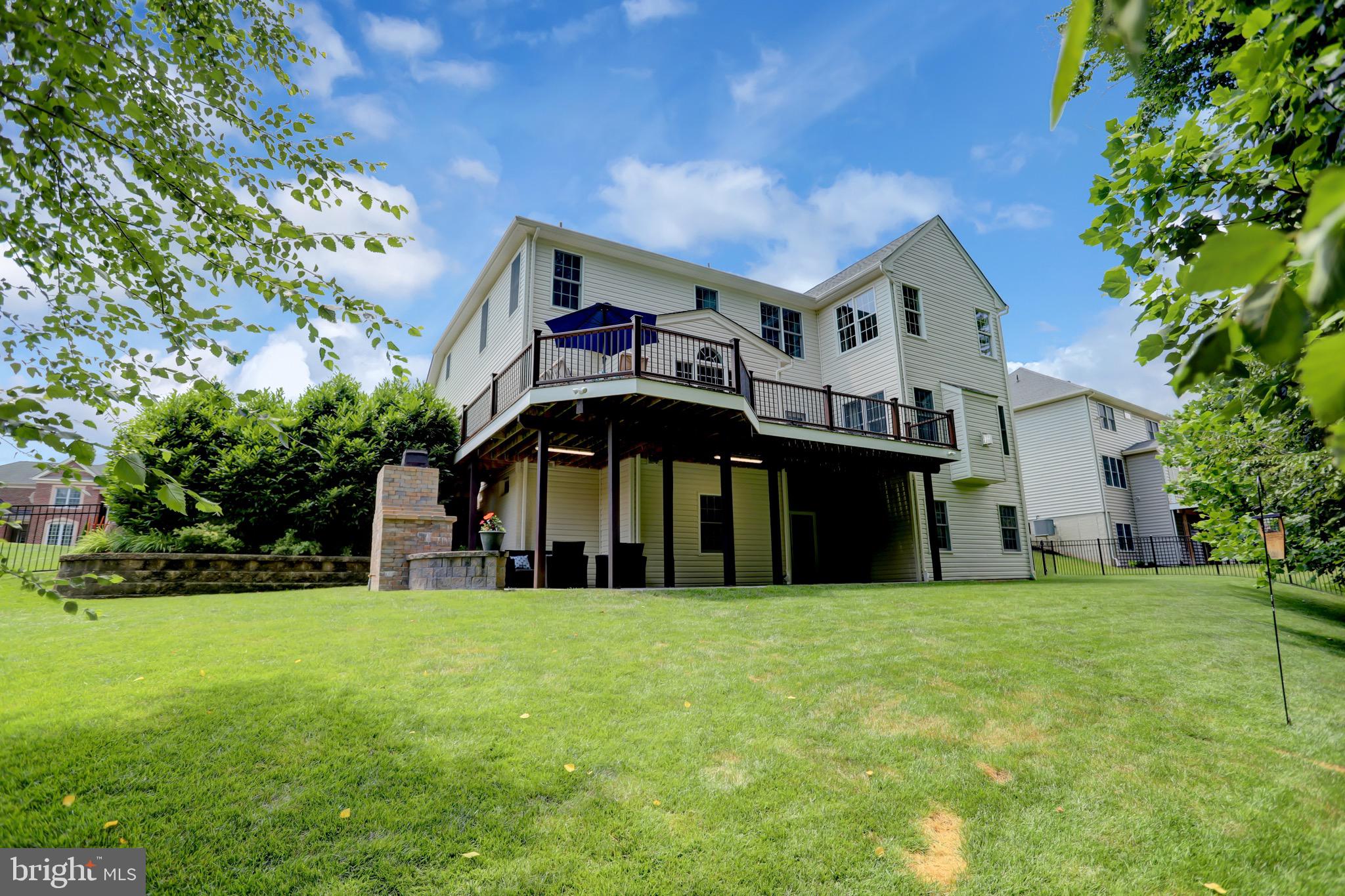 THE ESTATES AT CEDARDAY - Residential