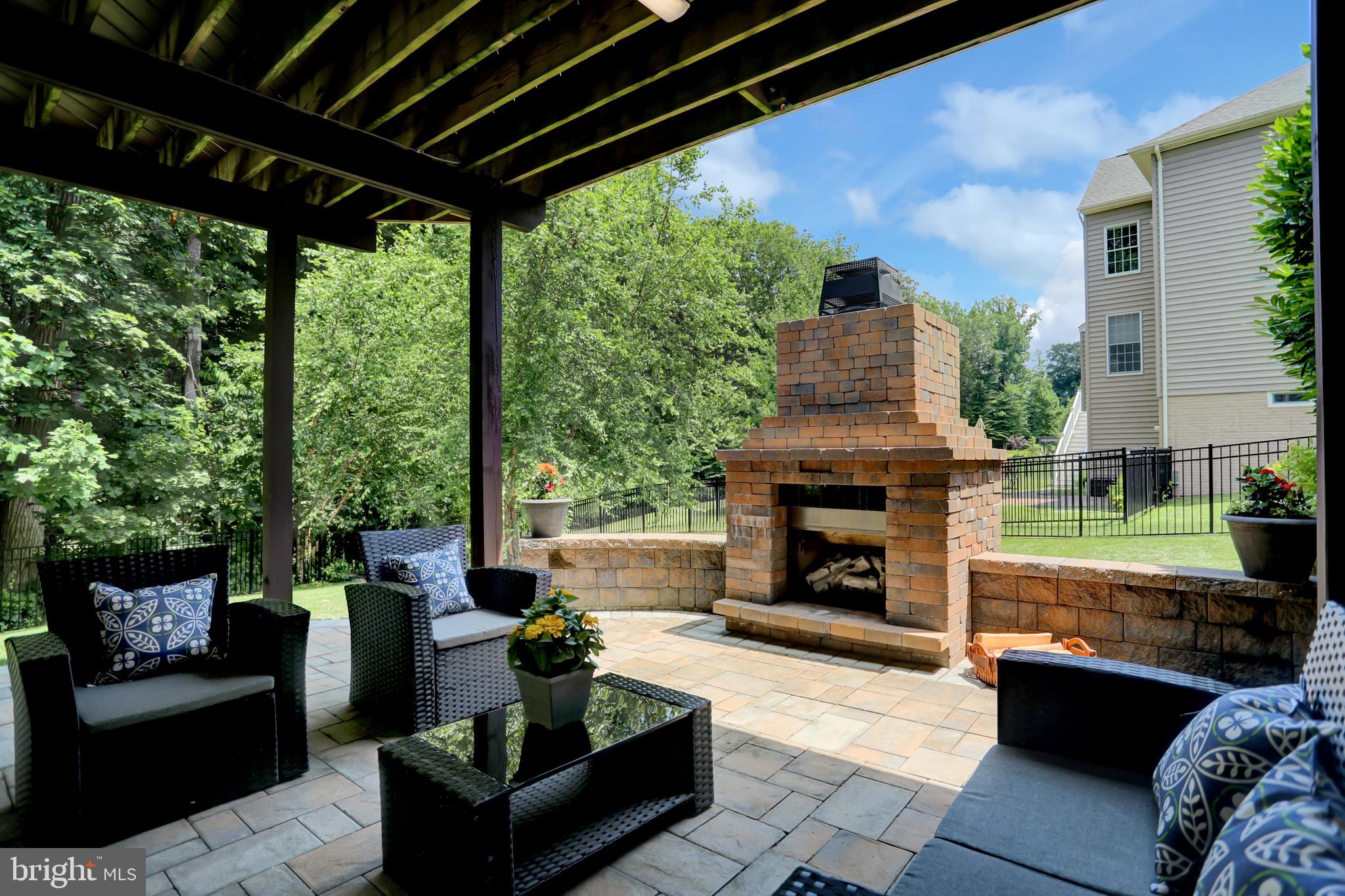 THE ESTATES AT CEDARDAY - Residential