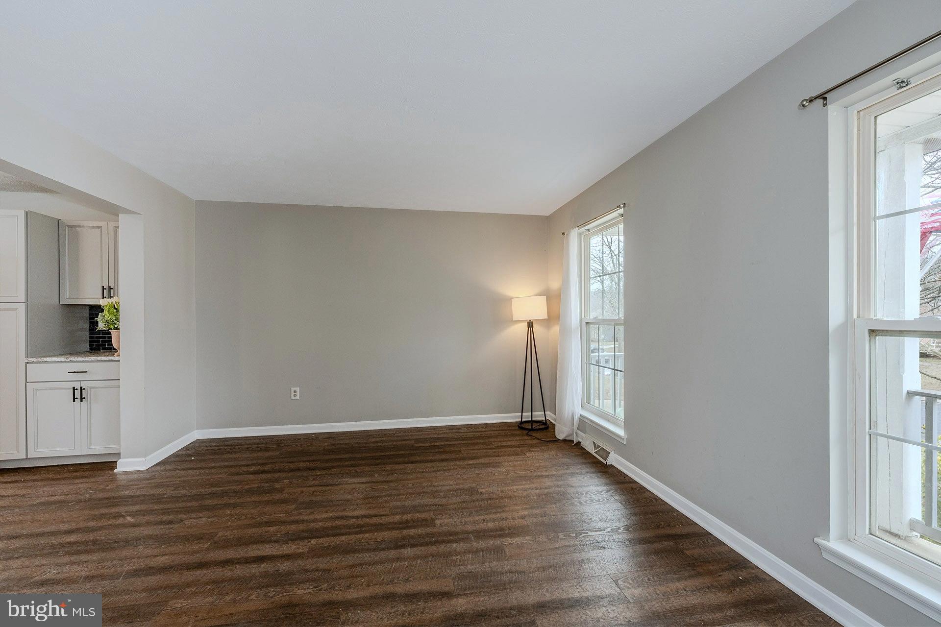 FURNACE HILLS - Residential