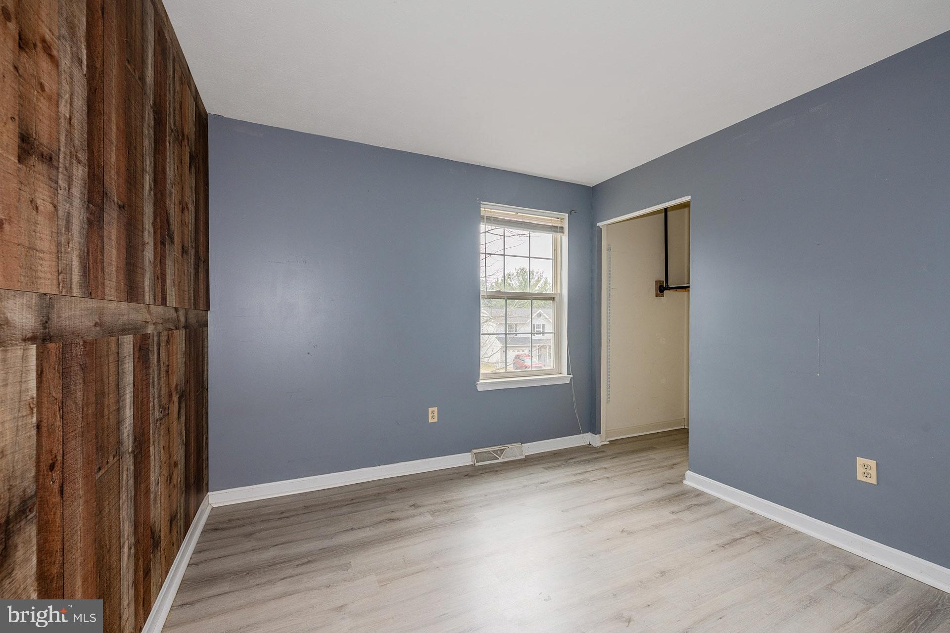 FURNACE HILLS - Residential