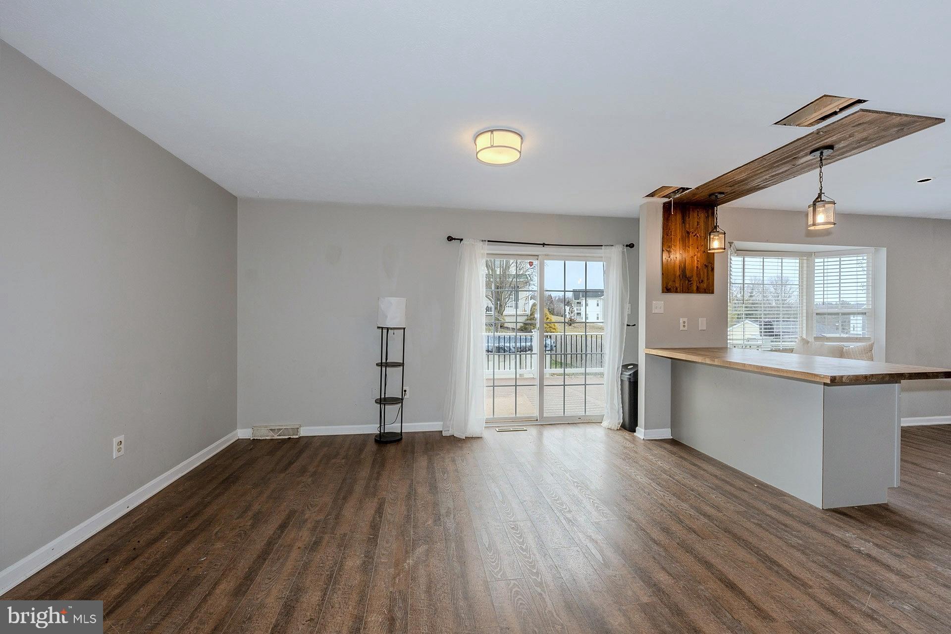 FURNACE HILLS - Residential