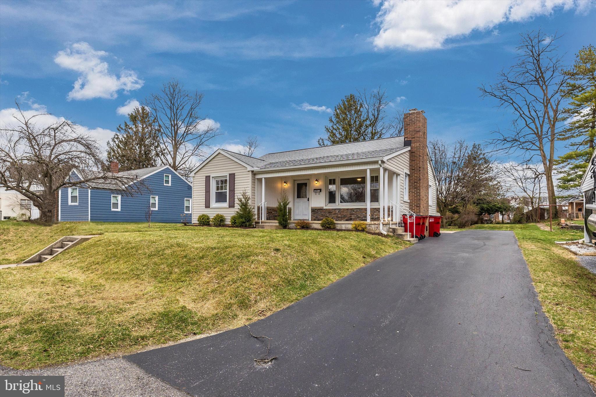 HAGERSTOWN - Residential