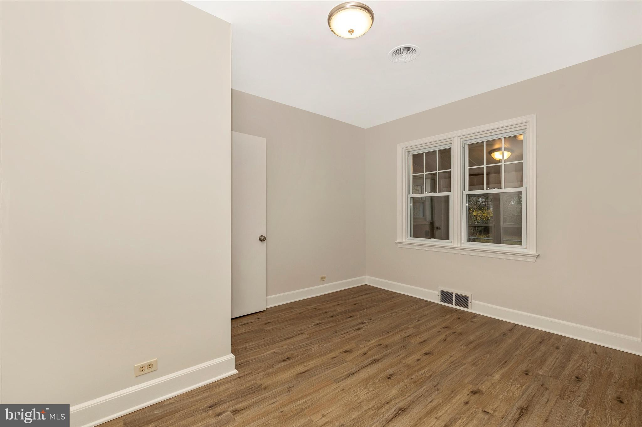 HAGERSTOWN - Residential