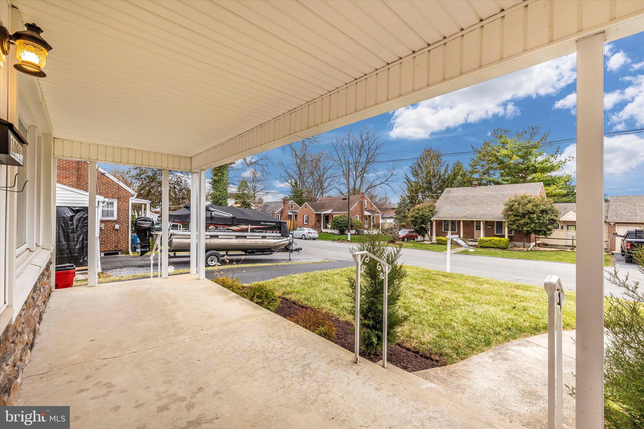 HAGERSTOWN - Residential