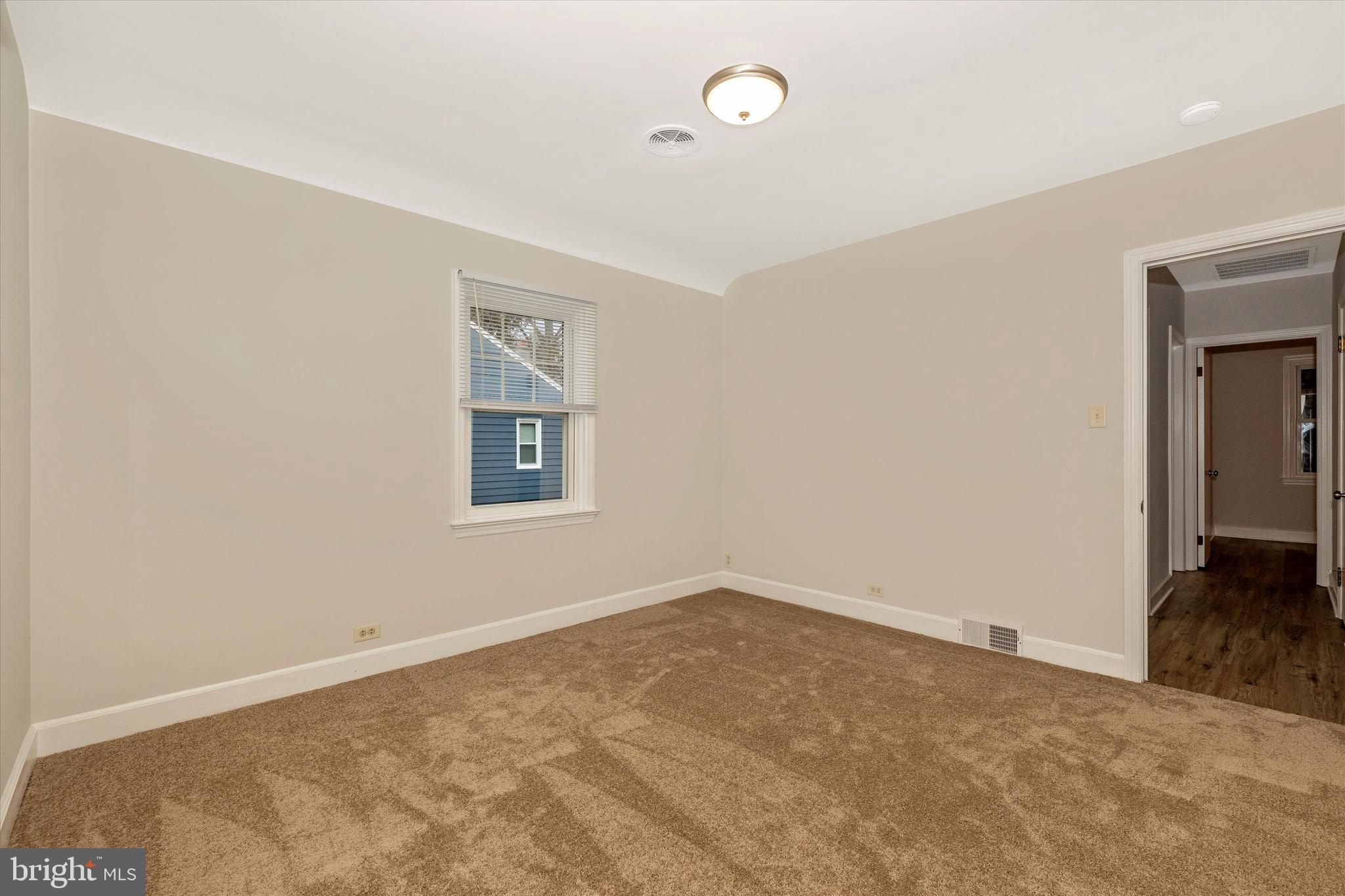 HAGERSTOWN - Residential