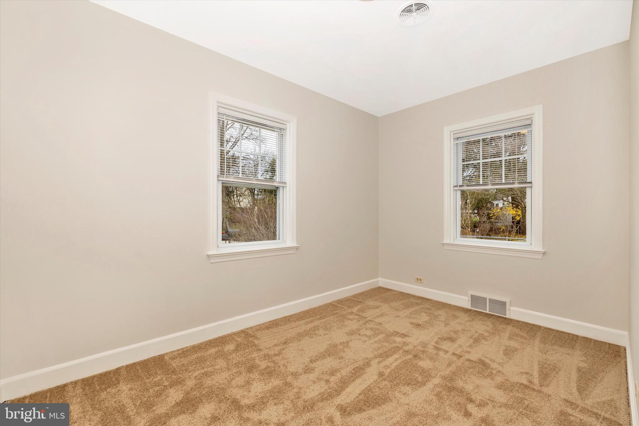 HAGERSTOWN - Residential