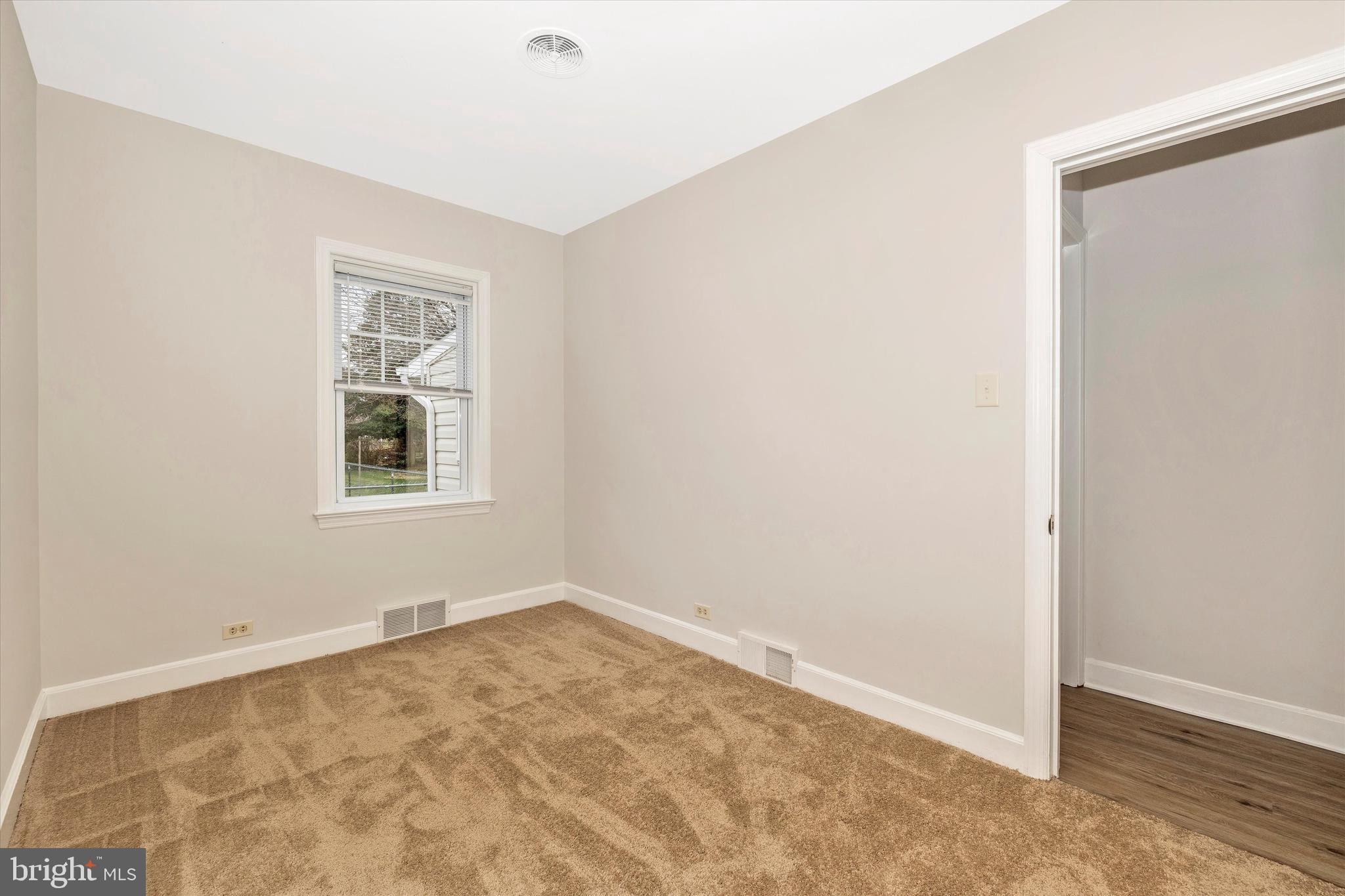 HAGERSTOWN - Residential