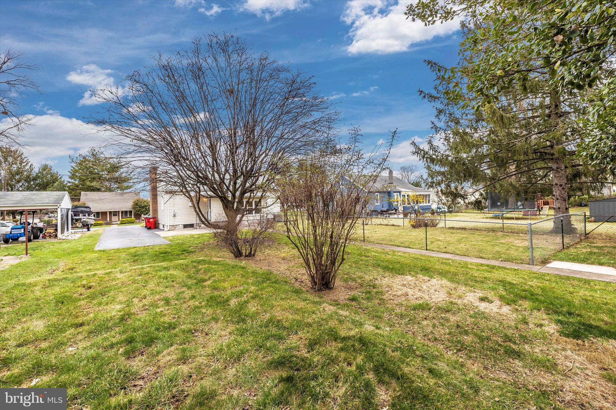 HAGERSTOWN - Residential