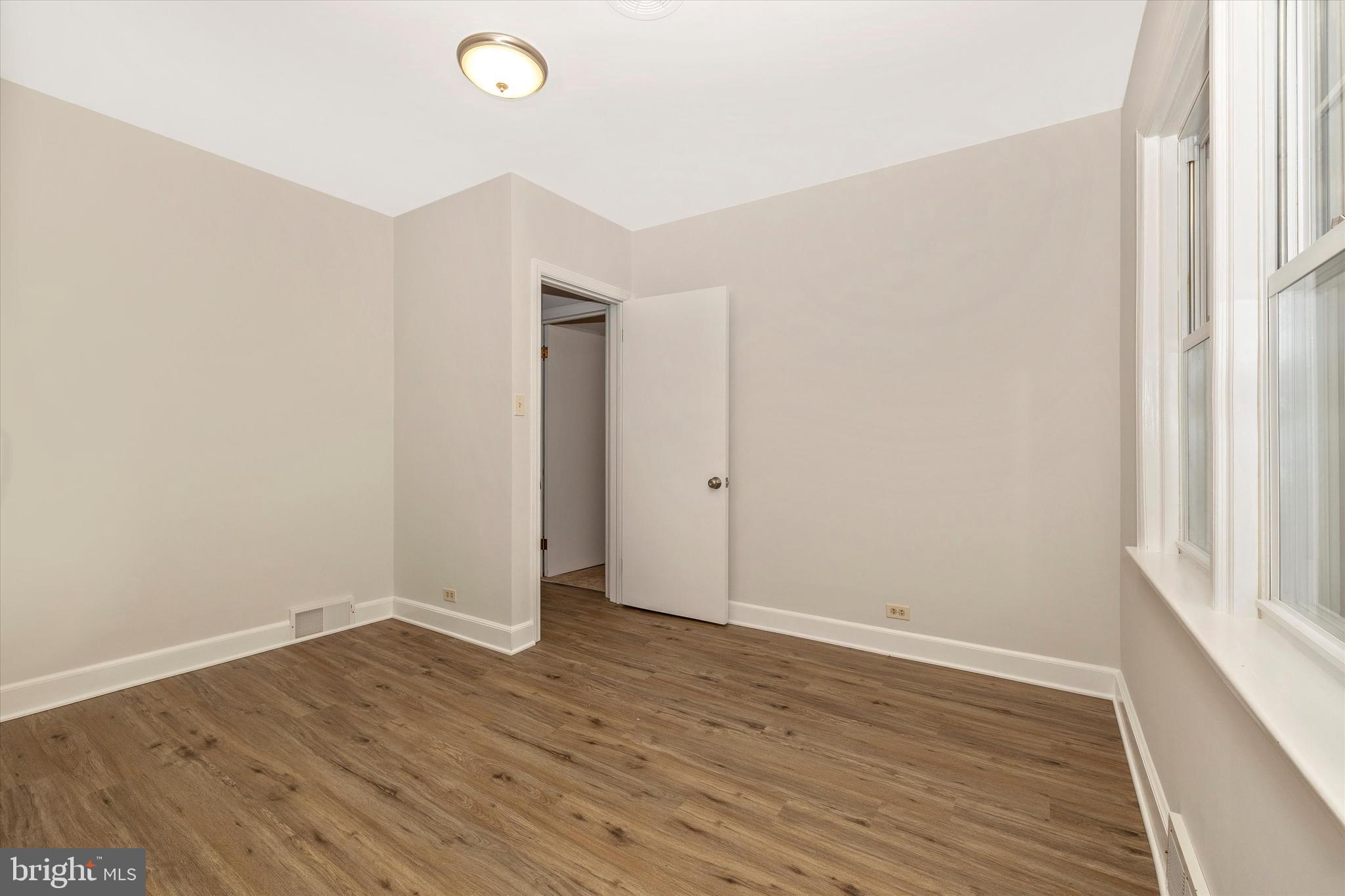 HAGERSTOWN - Residential